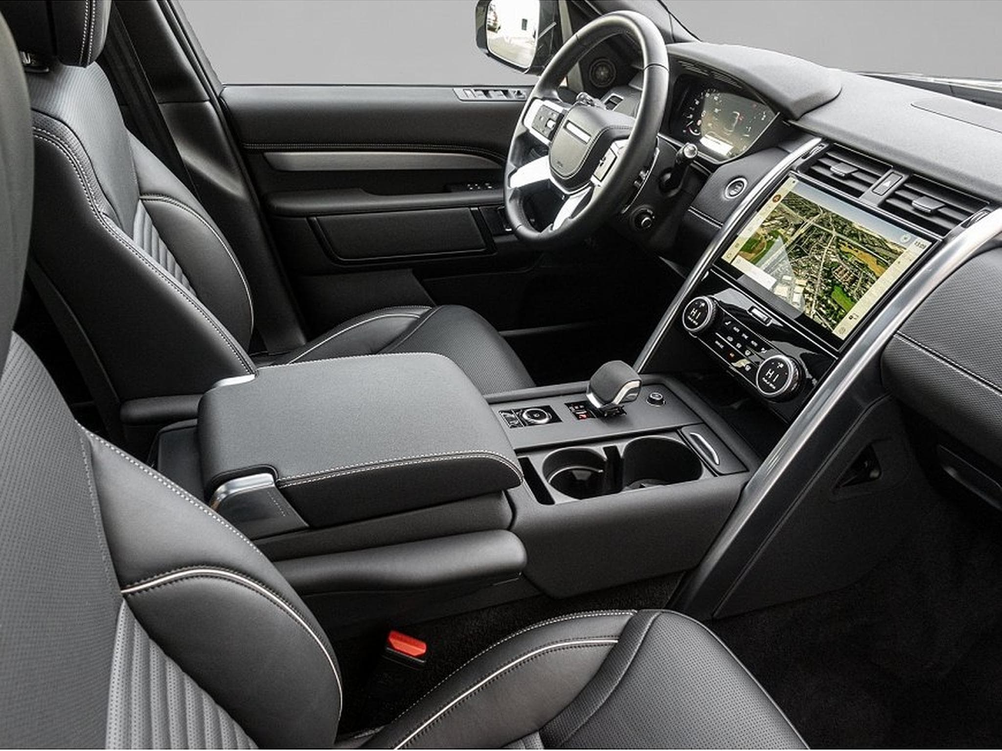 Land-Rover Discovery (2024) - Photo 6