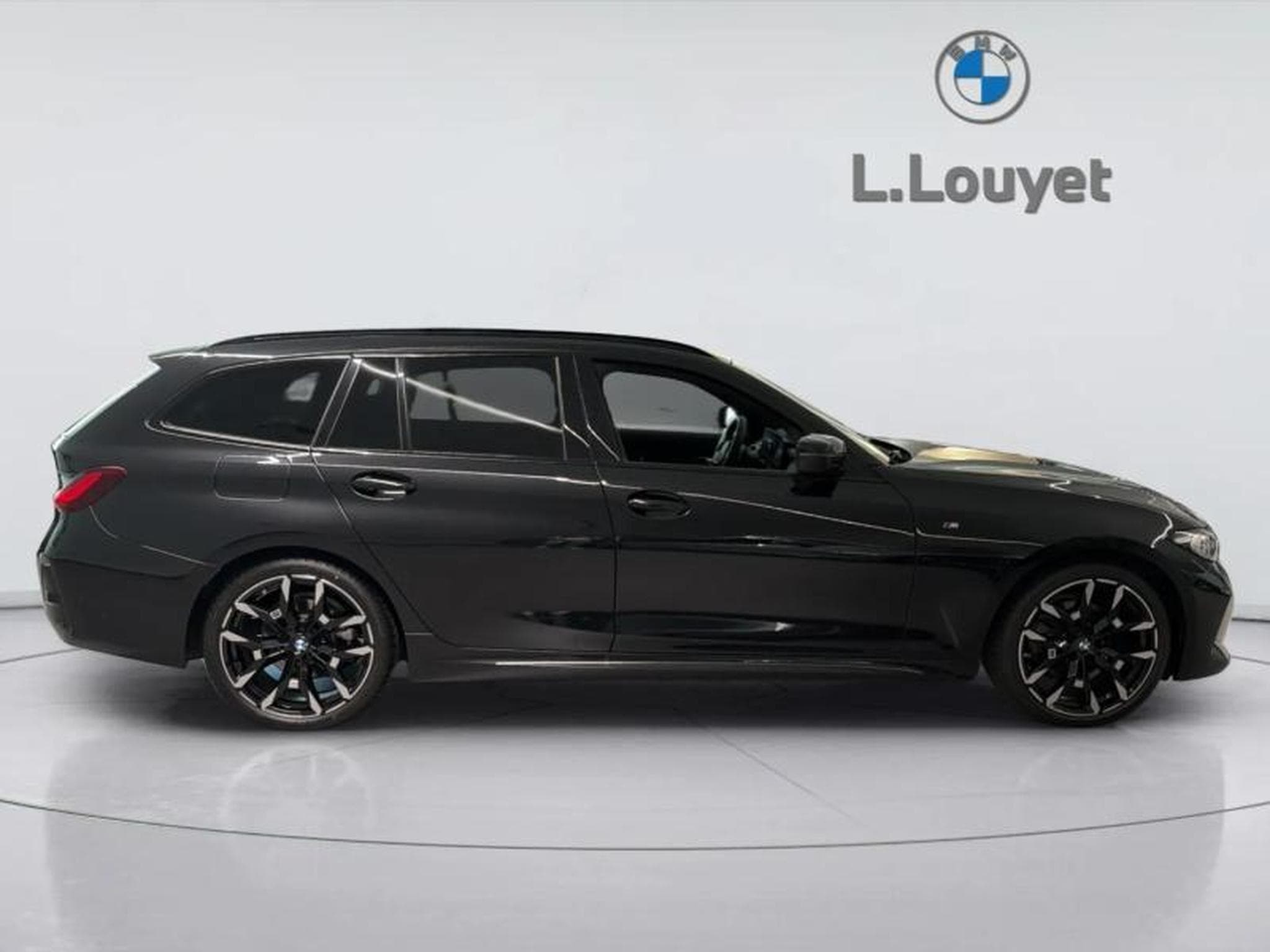 BMW 320 xDrive Touring (2025) - Photo 3