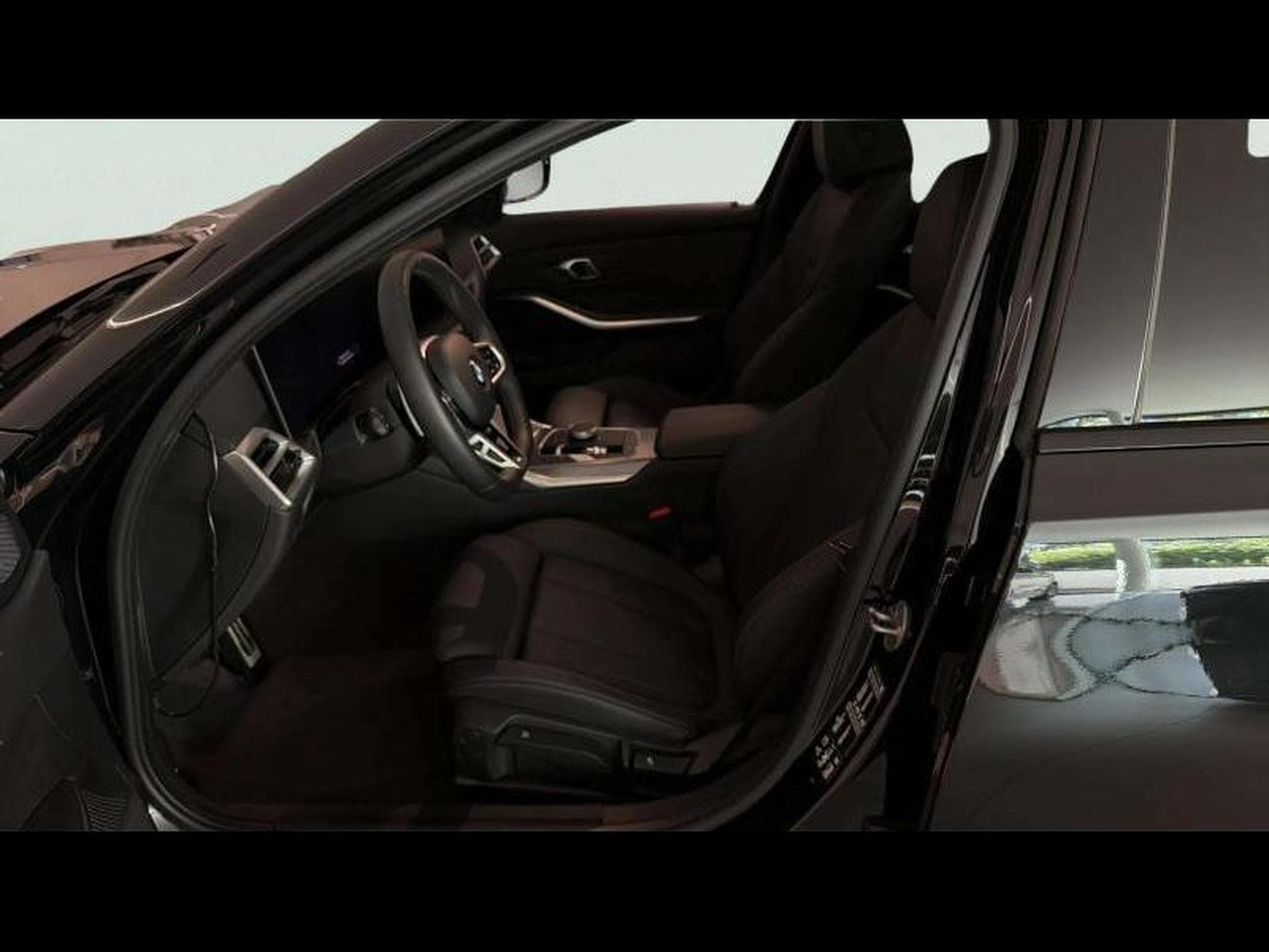 BMW 320 xDrive Touring (2025) - Photo 6