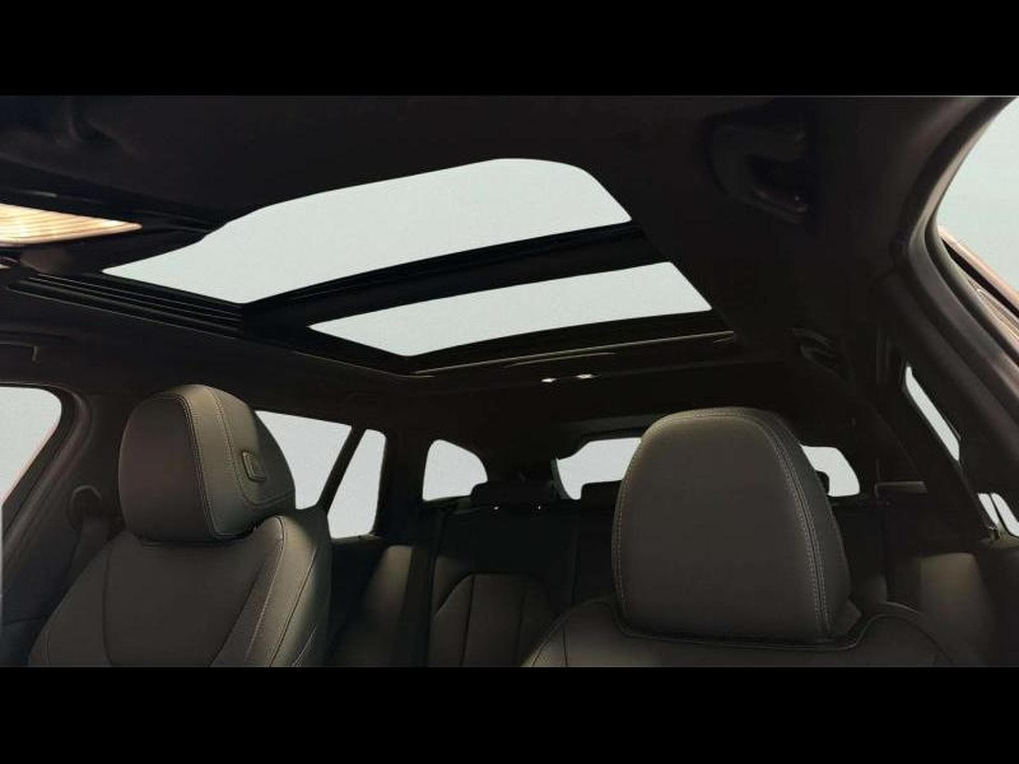 BMW 320 xDrive Touring (2025) - Photo 11