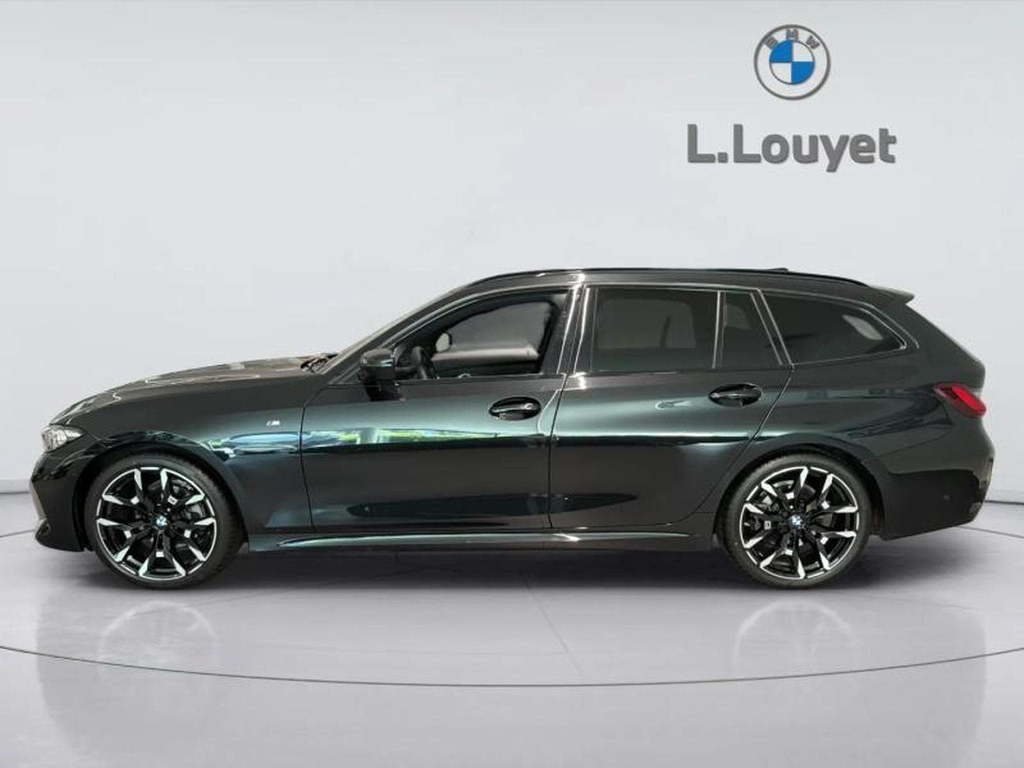 BMW 320 xDrive Touring (2025) - Photo 12