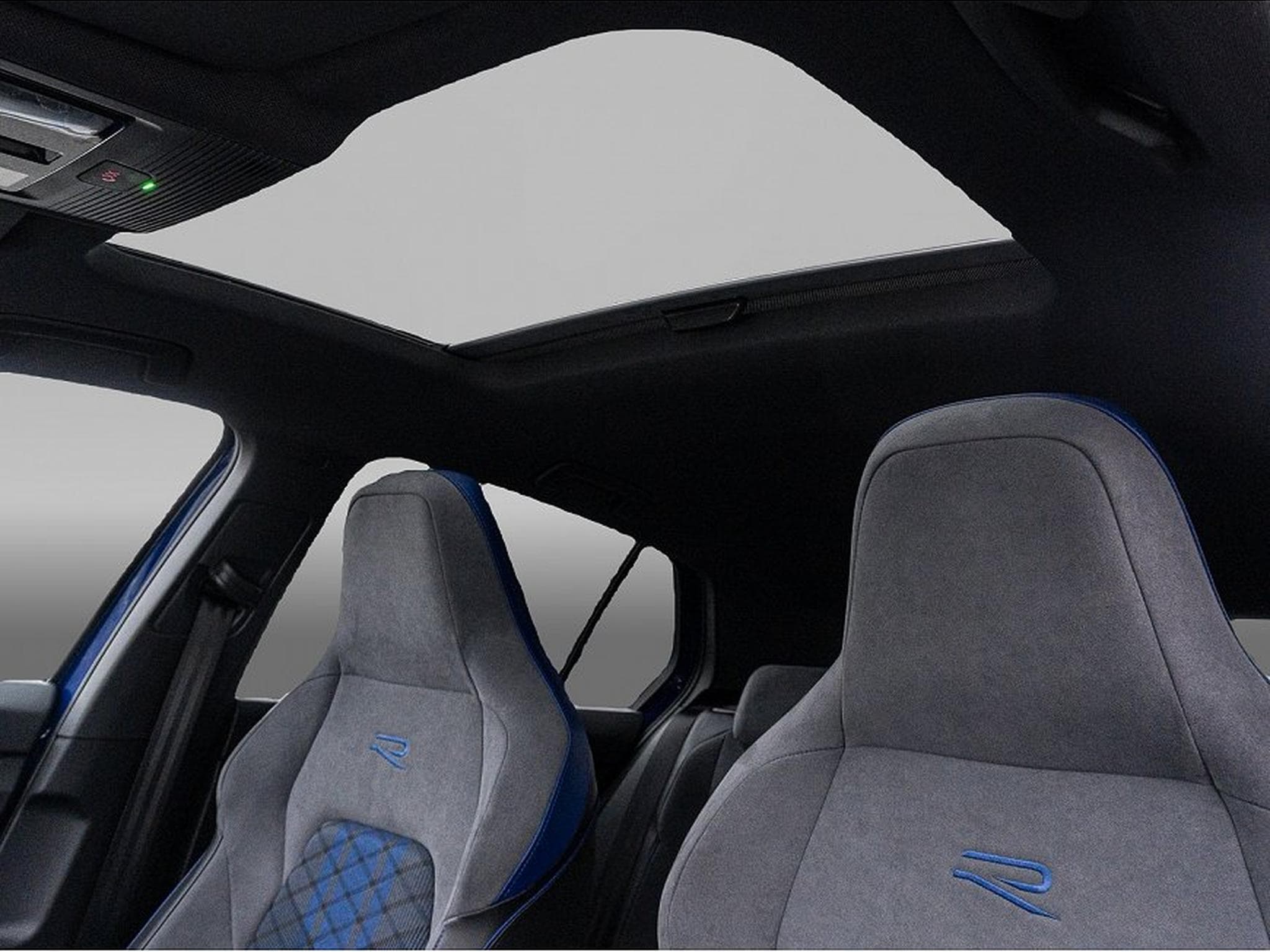 VW Golf (2025) - Photo 6