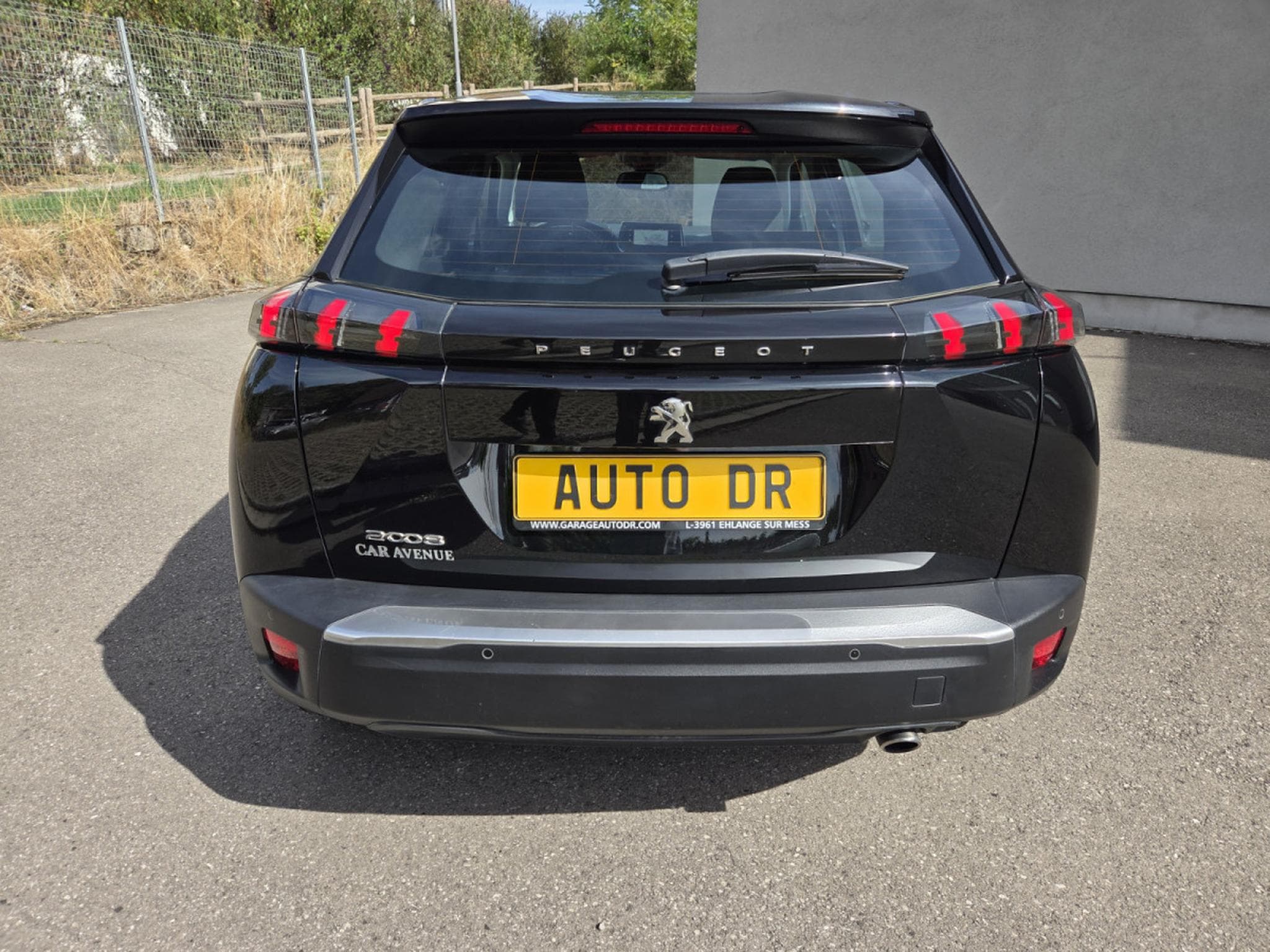 Peugeot 2008 1.5 Hdi 110 CV Garantie 12 Mois (2022) - Photo 6