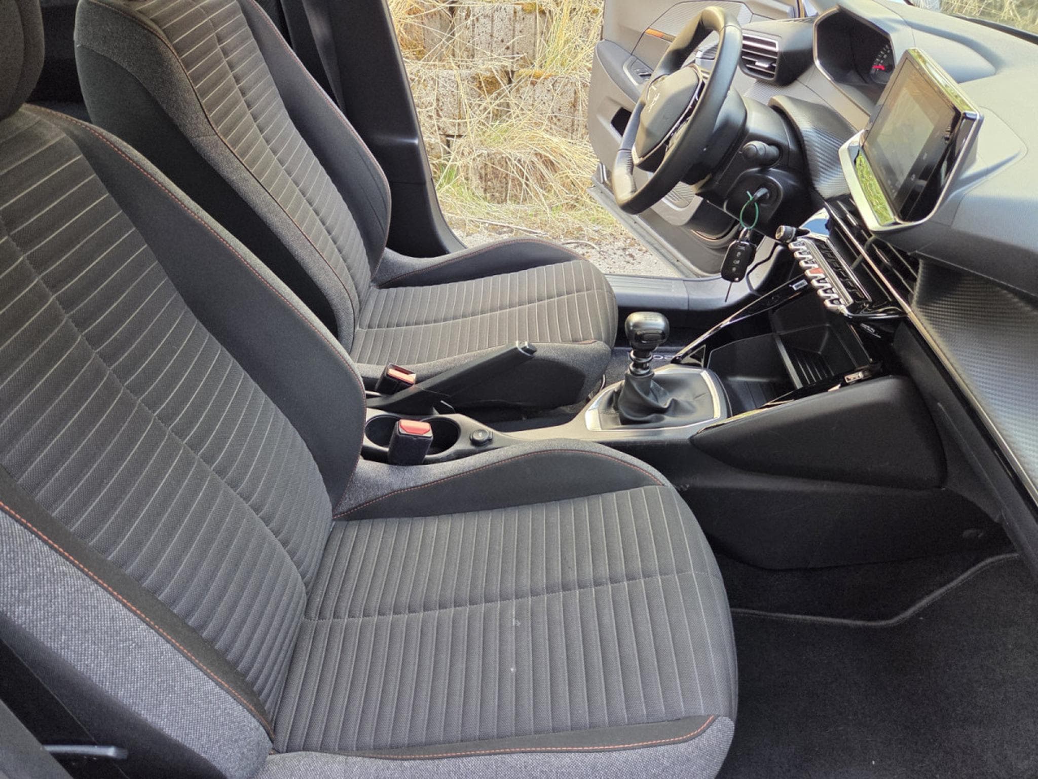 Peugeot 2008 1.5 Hdi 110 CV Garantie 12 Mois (2022) - Photo 12