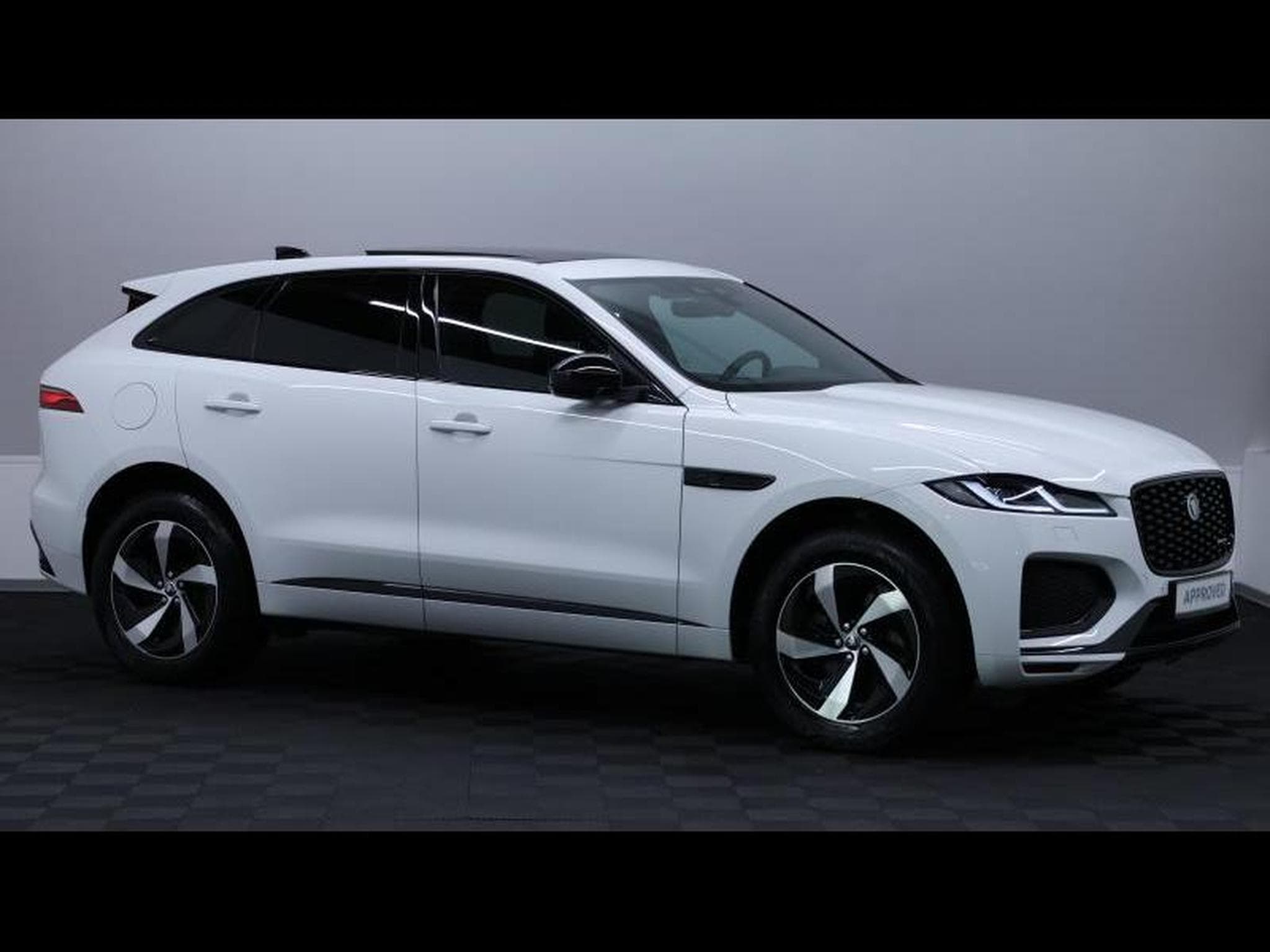 Jaguar F-Pace D200 R-Dynamic S AWD (2024) - Photo 3
