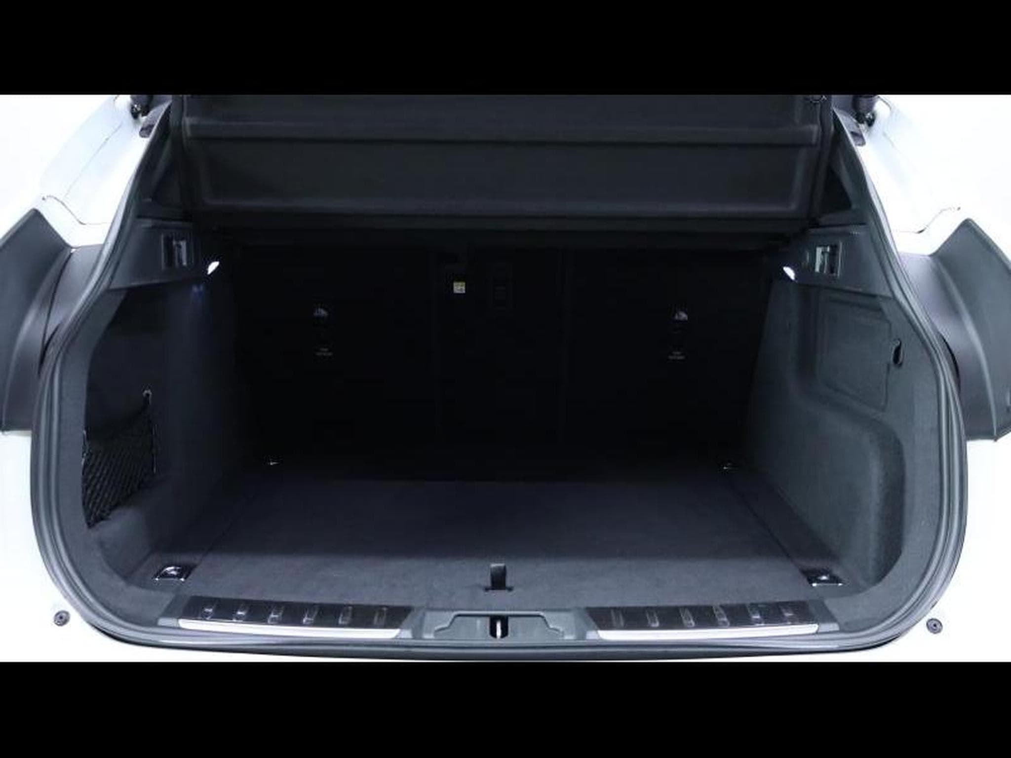 Jaguar F-Pace D200 R-Dynamic S AWD (2024) - Photo 7
