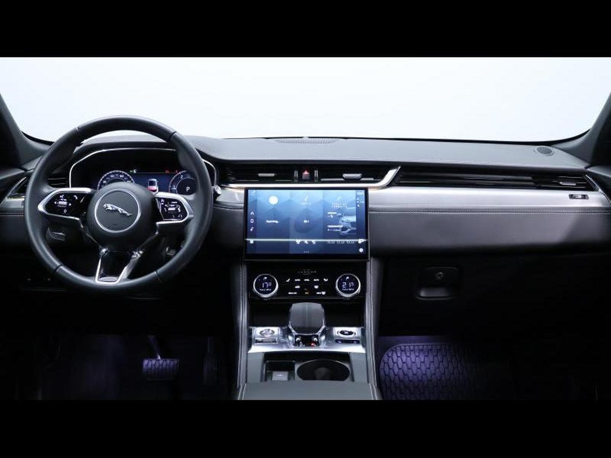 Jaguar F-Pace D200 R-Dynamic S AWD (2024) - Photo 15