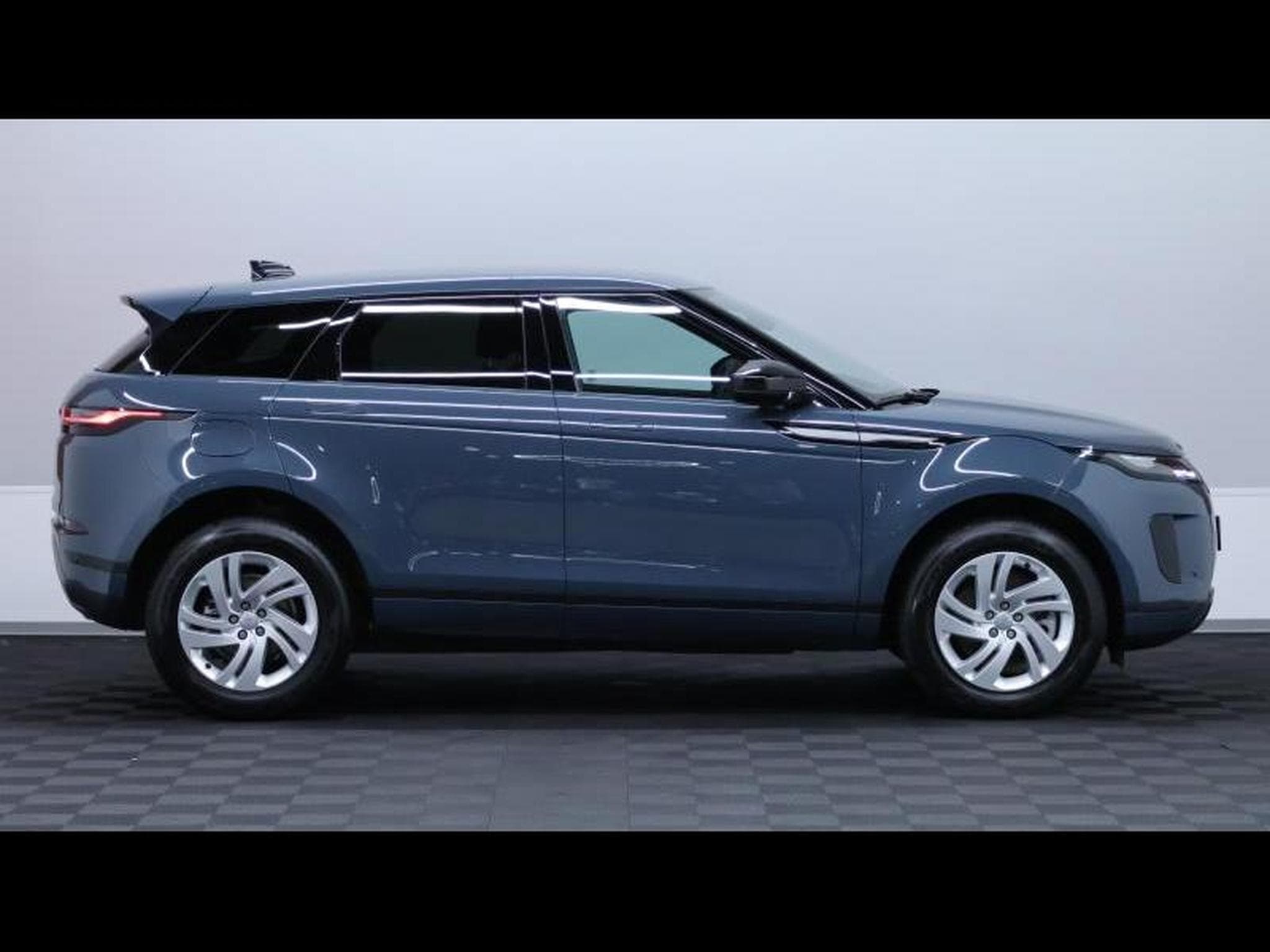 Land-Rover Range Rover Evoque D165 S AWD Auto (2025) - Photo 4