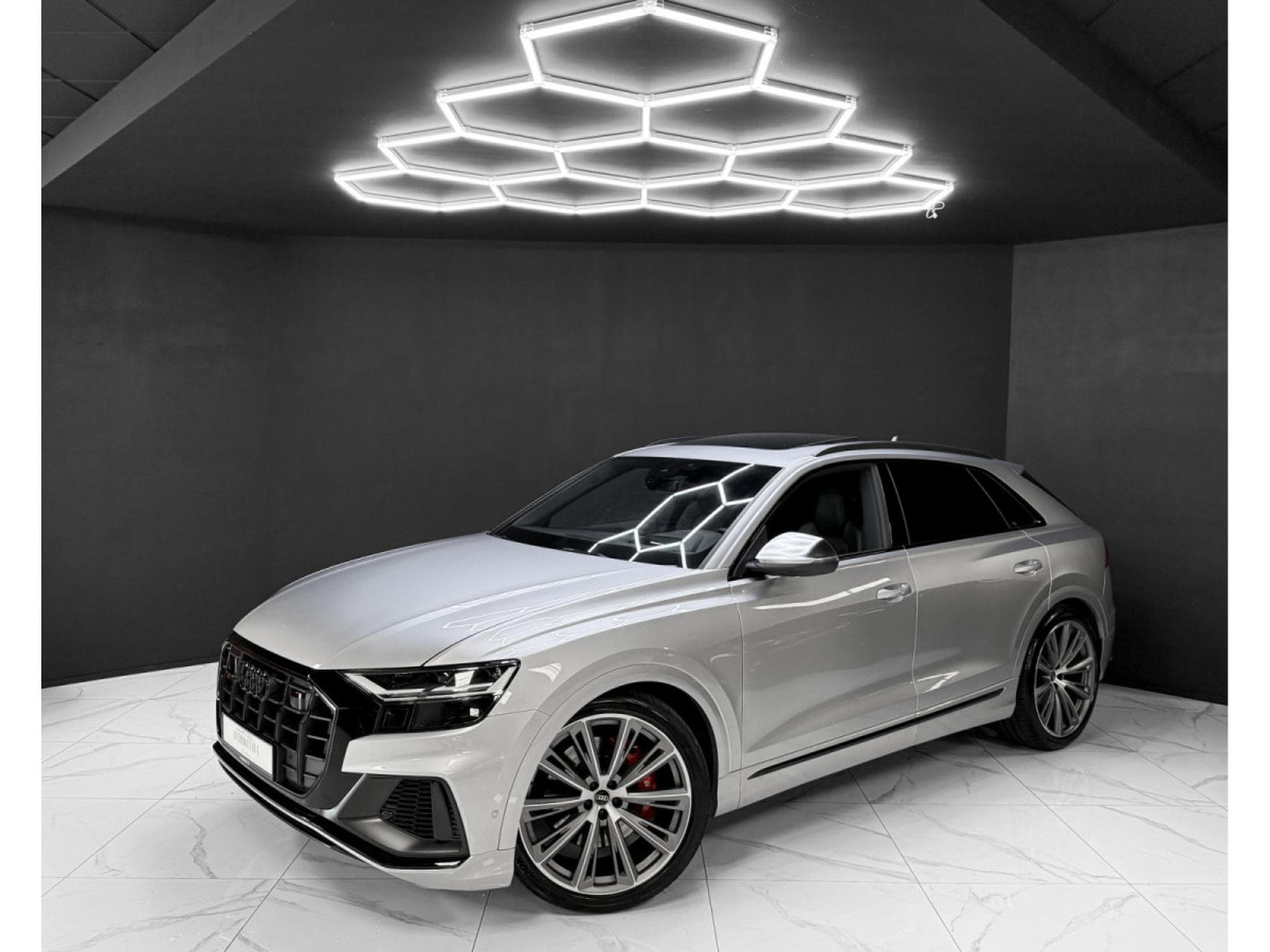 Audi SQ8 4.0 TFSI / REAR-AXLE / B&O / PANO / HEAD-UP / (2021) - Foto 1