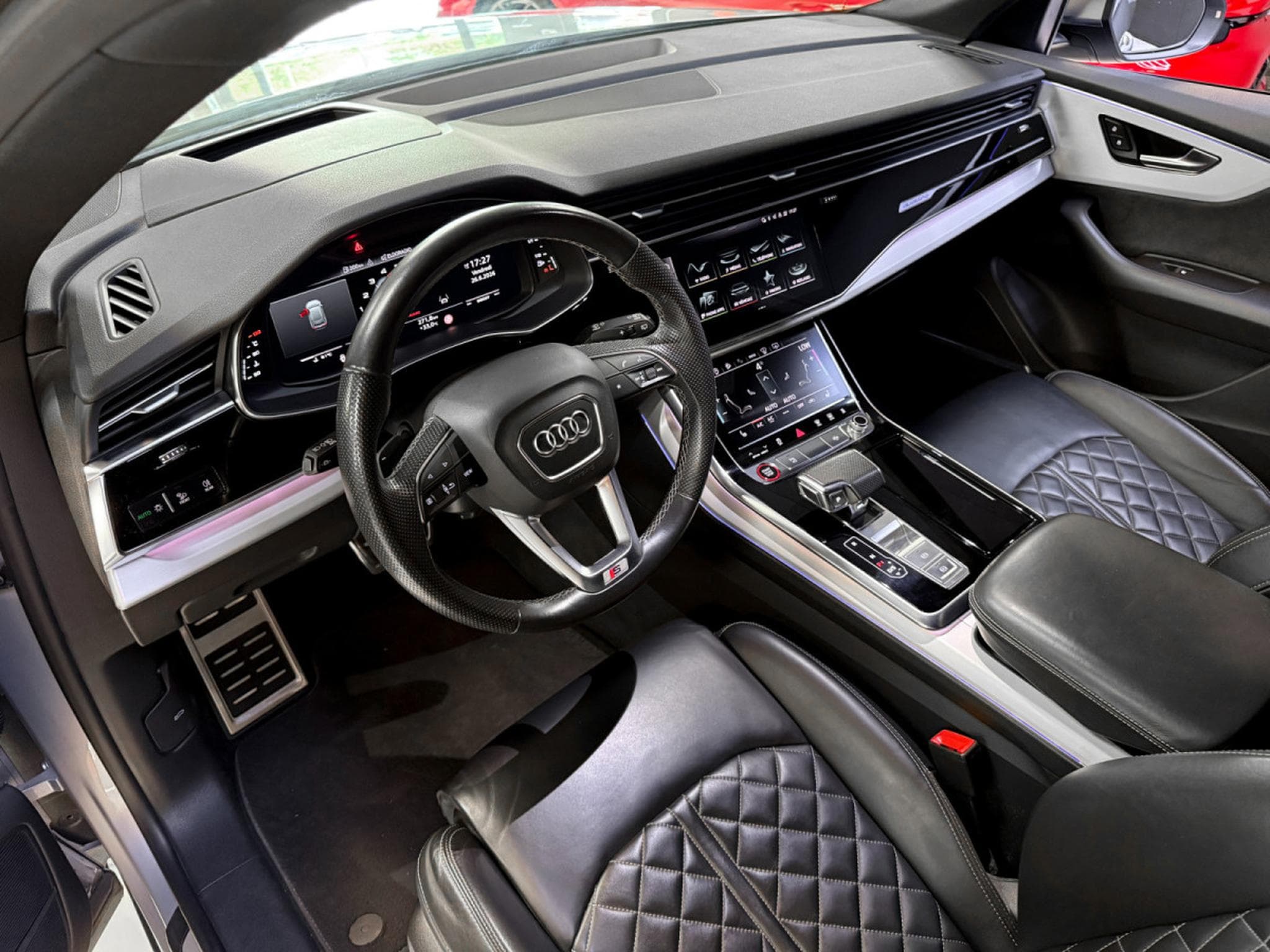 Audi SQ8 4.0 TFSI / REAR-AXLE / B&O / PANO / HEAD-UP / (2021) - Foto 11