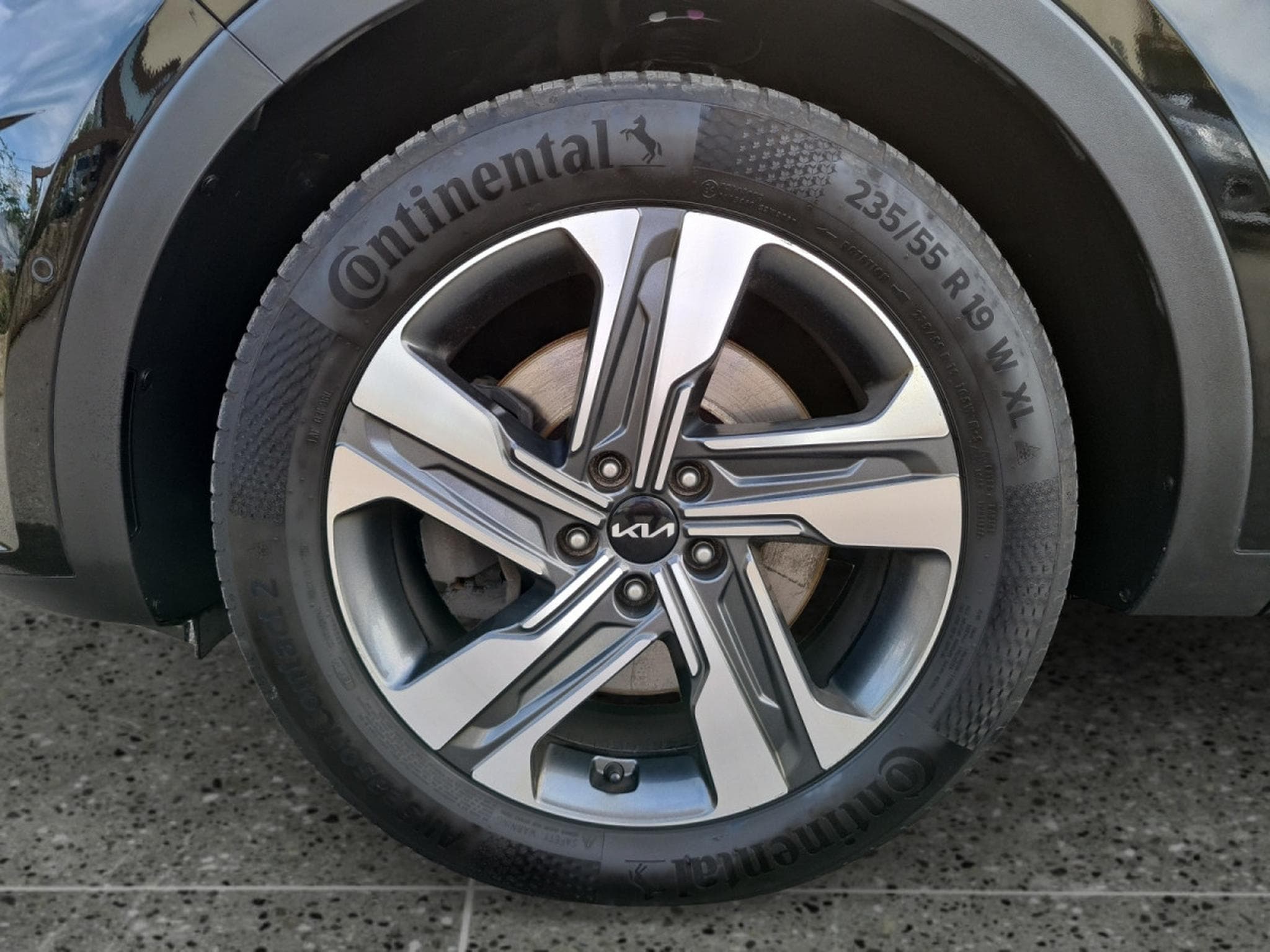 Kia Sorento 2.2 CRDi 2WD More (2023) - Foto 9