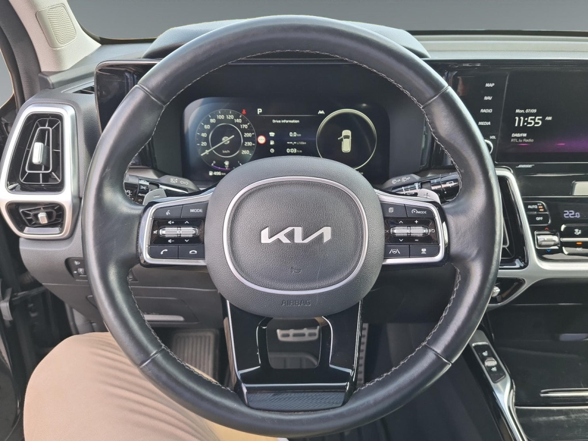 Kia Sorento 2.2 CRDi 2WD More (2023) - Foto 13
