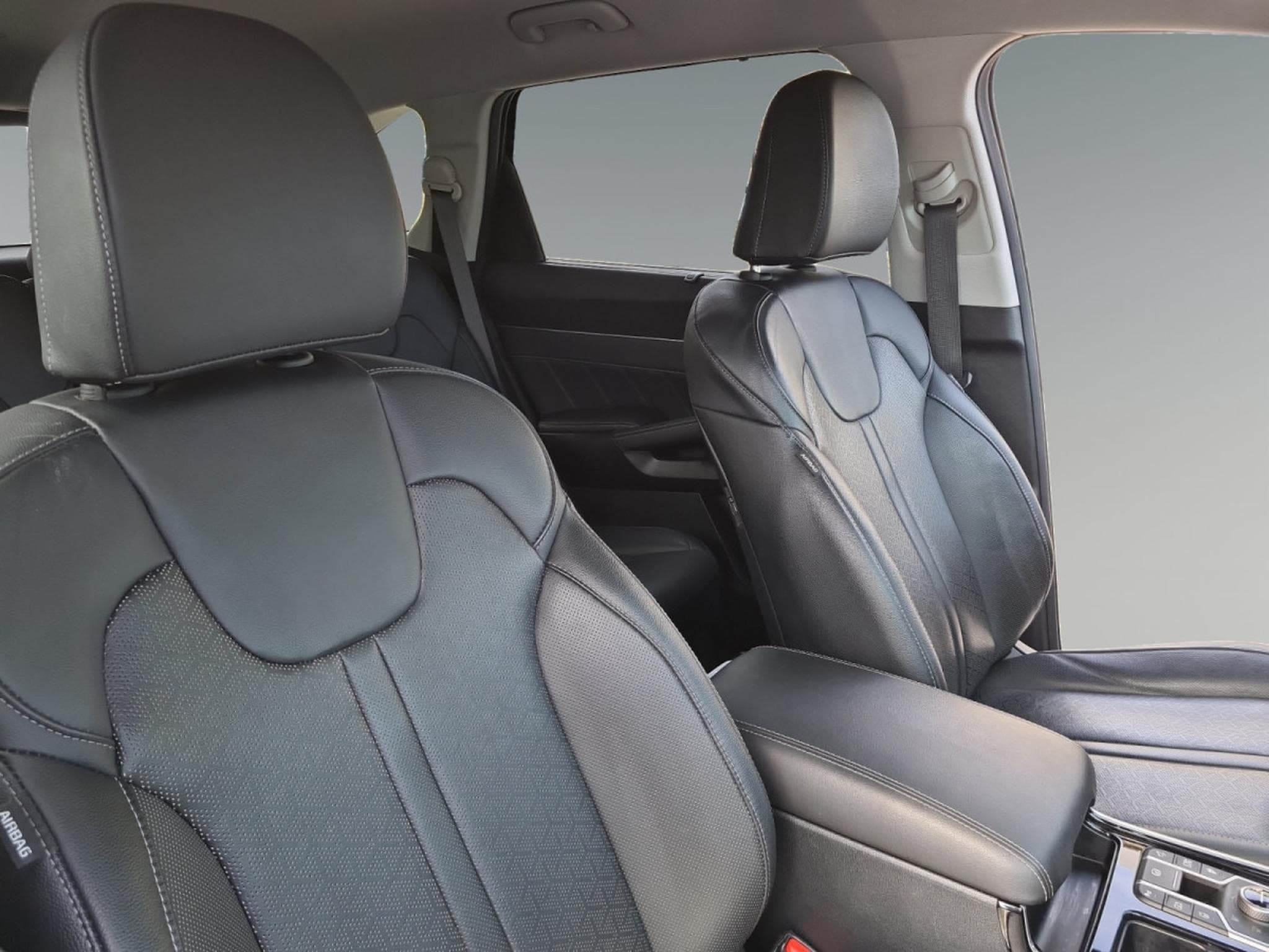 Kia Sorento 2.2 CRDi 2WD More (2023) - Foto 16