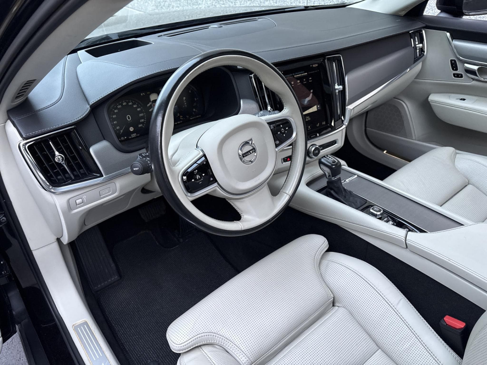 Volvo V90 Pro AWD/PANO/19/360/HUP.D/MALUS PAYE (2020) - Photo 10