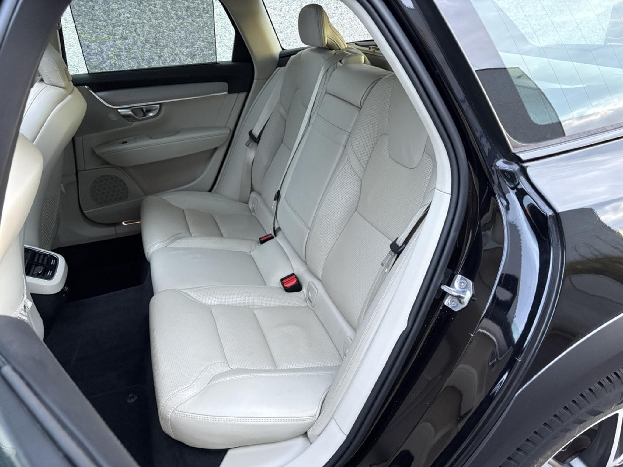 Volvo V90 Pro AWD/PANO/19/360/HUP.D/MALUS PAYE (2020) - Photo 25