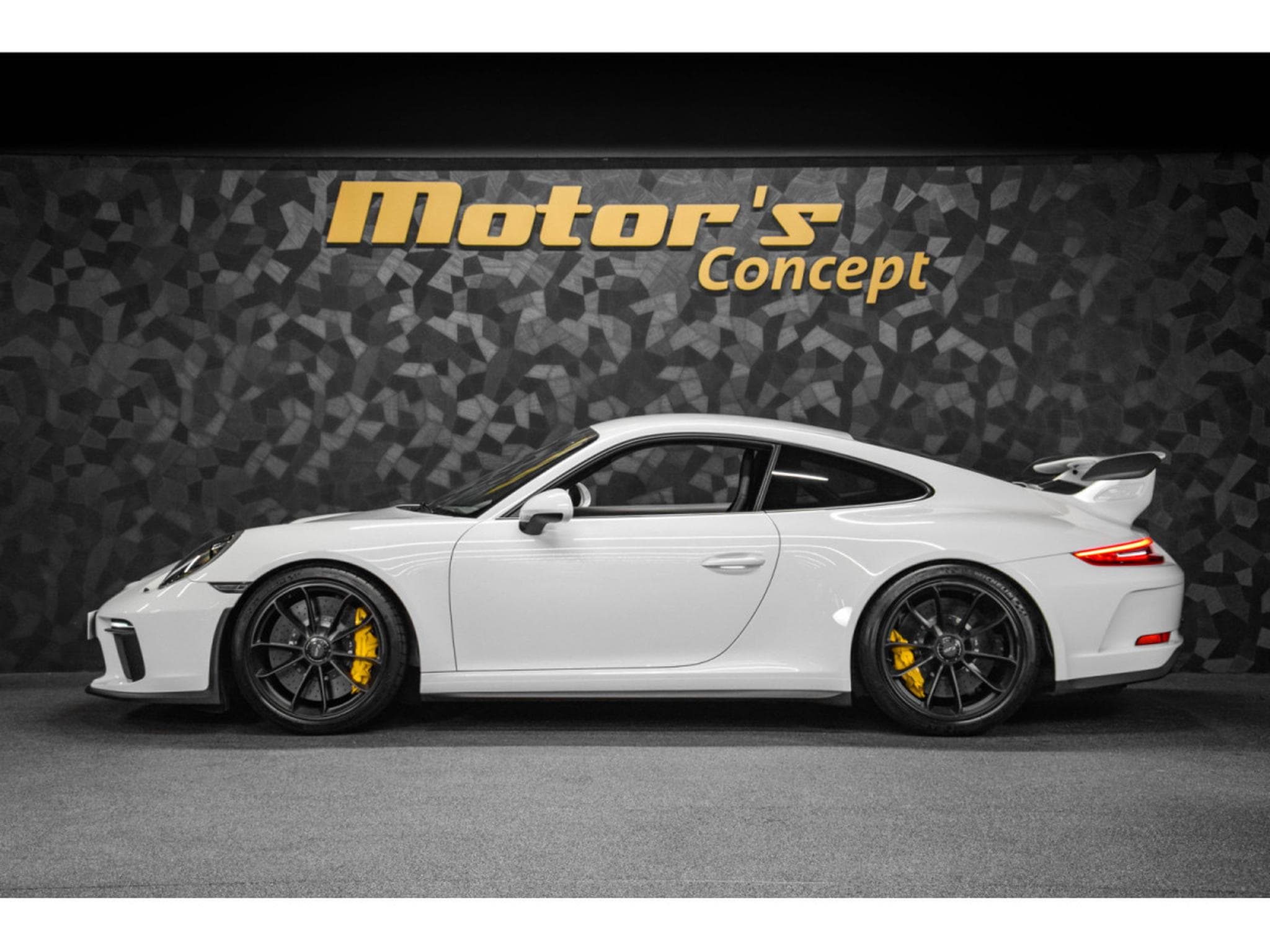 Porsche 911 991.2 GT3 CLUBSPORT PDK (2018) - Photo 2