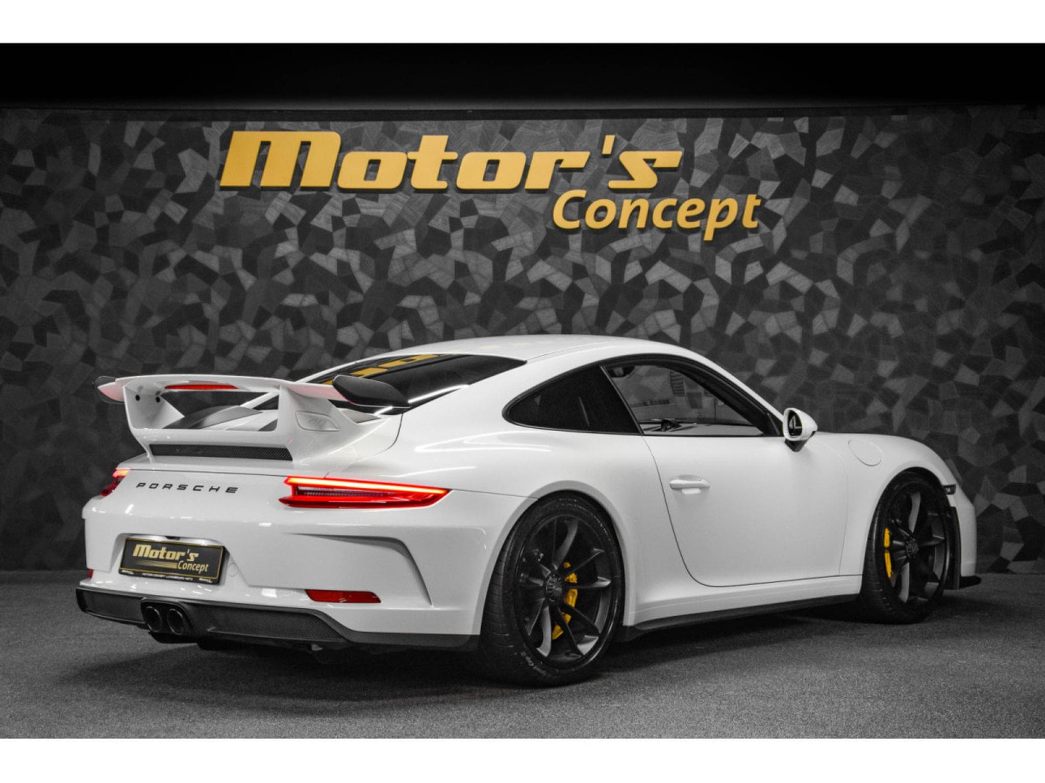 Porsche 911 991.2 GT3 CLUBSPORT PDK (2018) - Photo 3