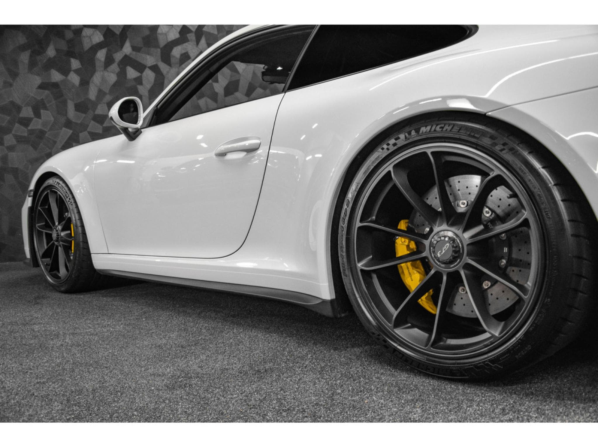 Porsche 911 991.2 GT3 CLUBSPORT PDK (2018) - Photo 22