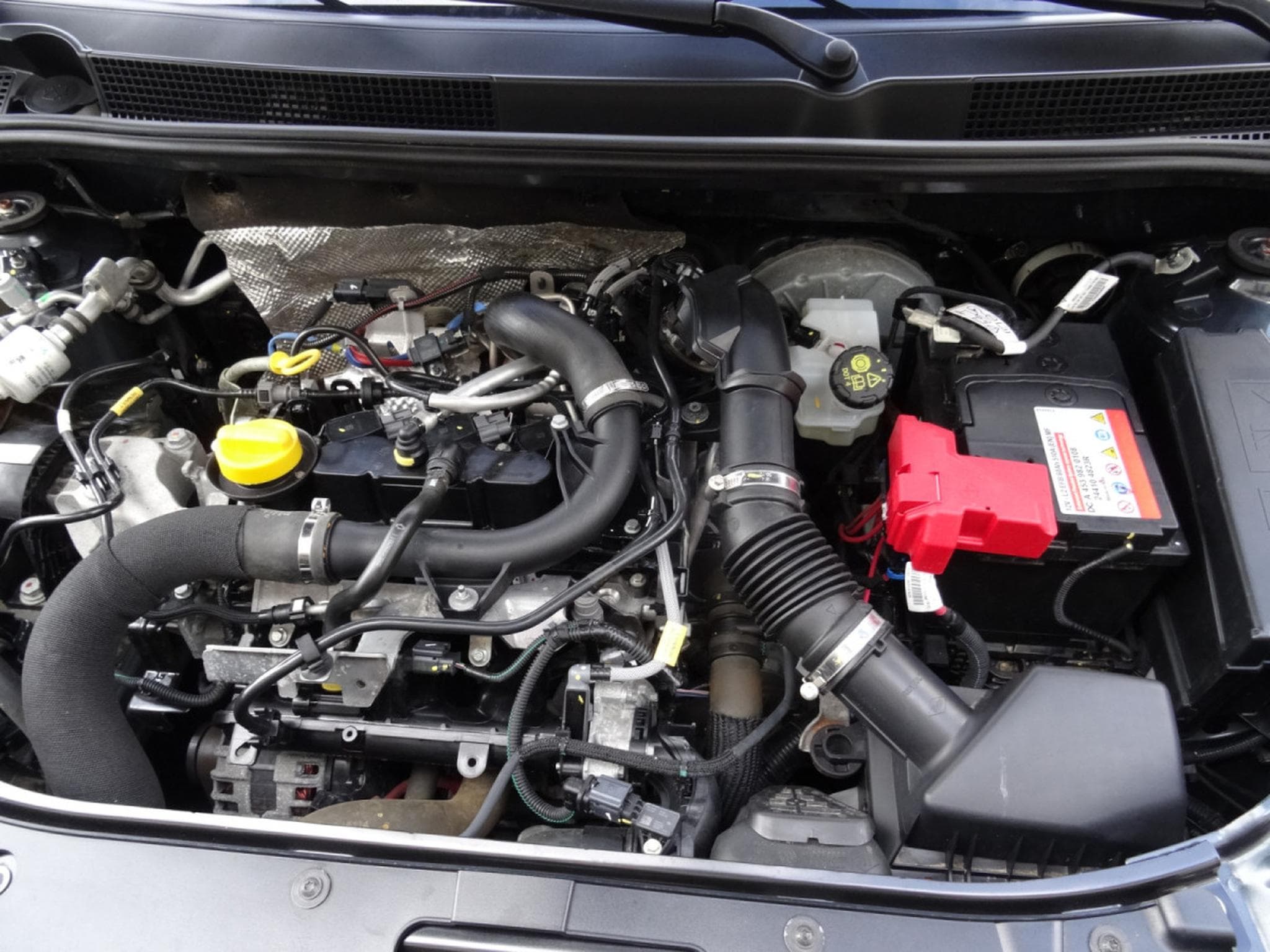 Dacia Sandero STEPWAY (2023) - Foto 17