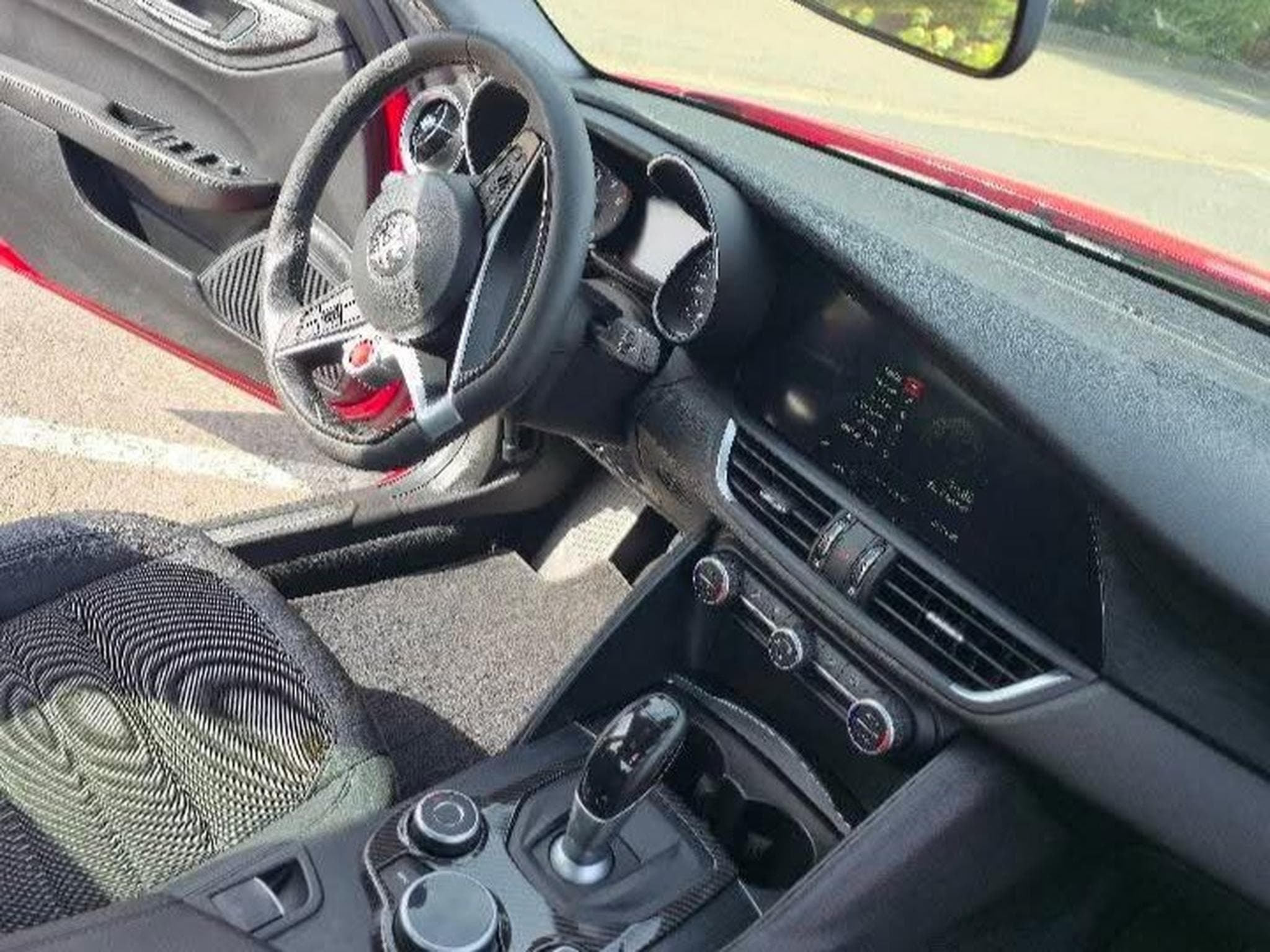 Alfa-Romeo Giulia (2020) - Photo 3