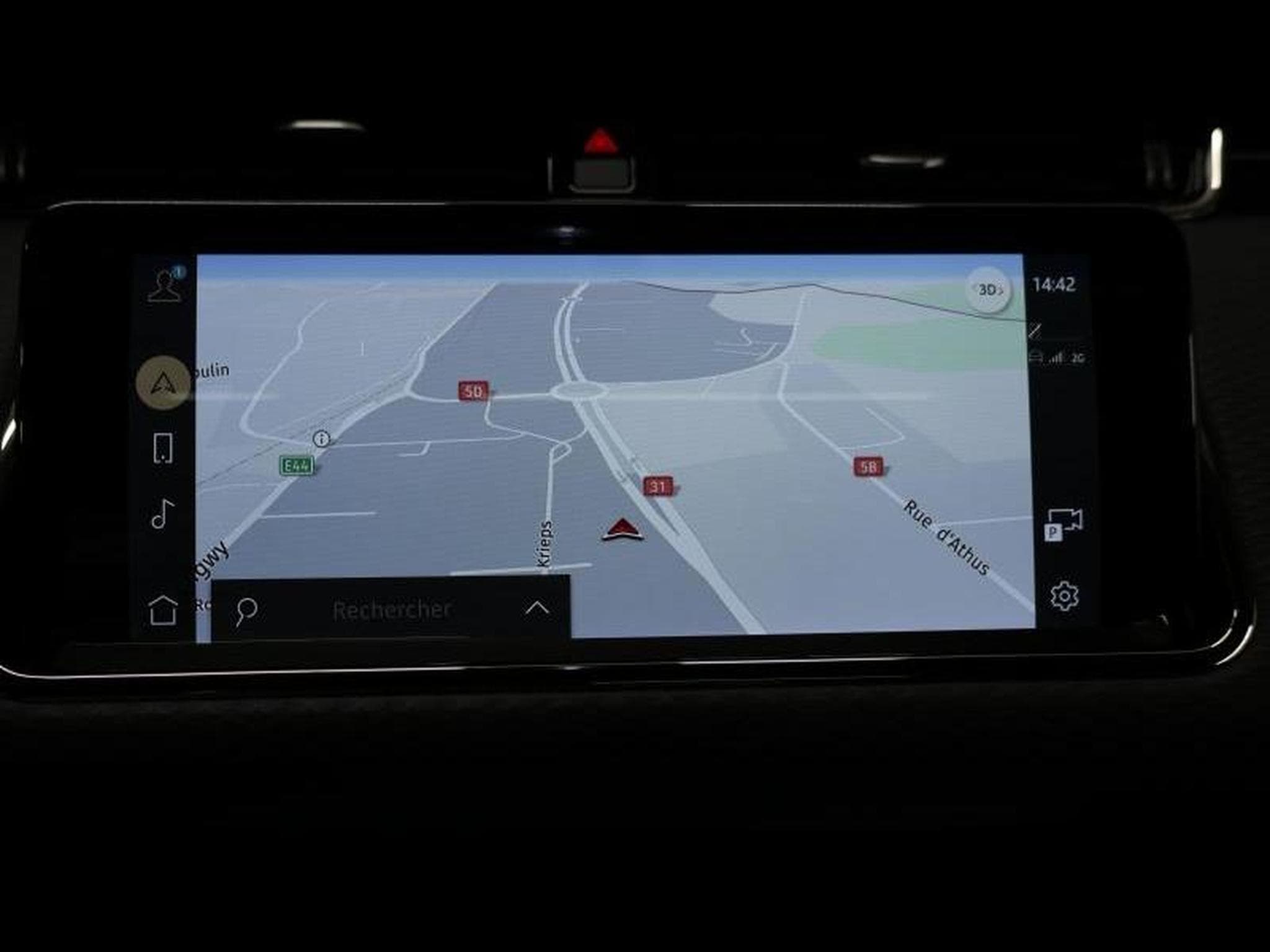 Land-Rover Range Rover Evoque P300e R-Dynamic S (2024) - Photo 25