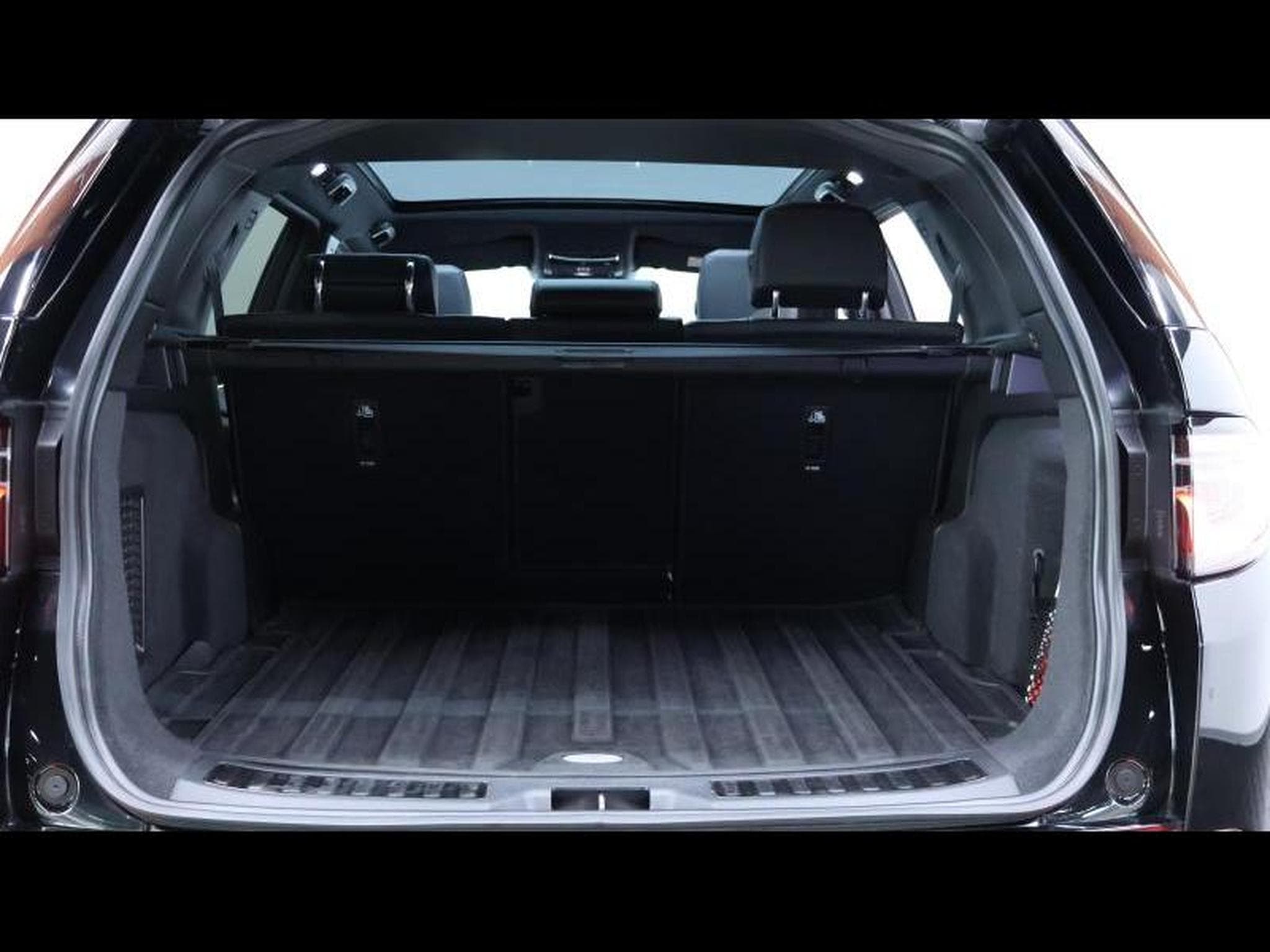 Land-Rover Discovery Sport D165 R-Dynamic S Auto (2023) - Photo 7