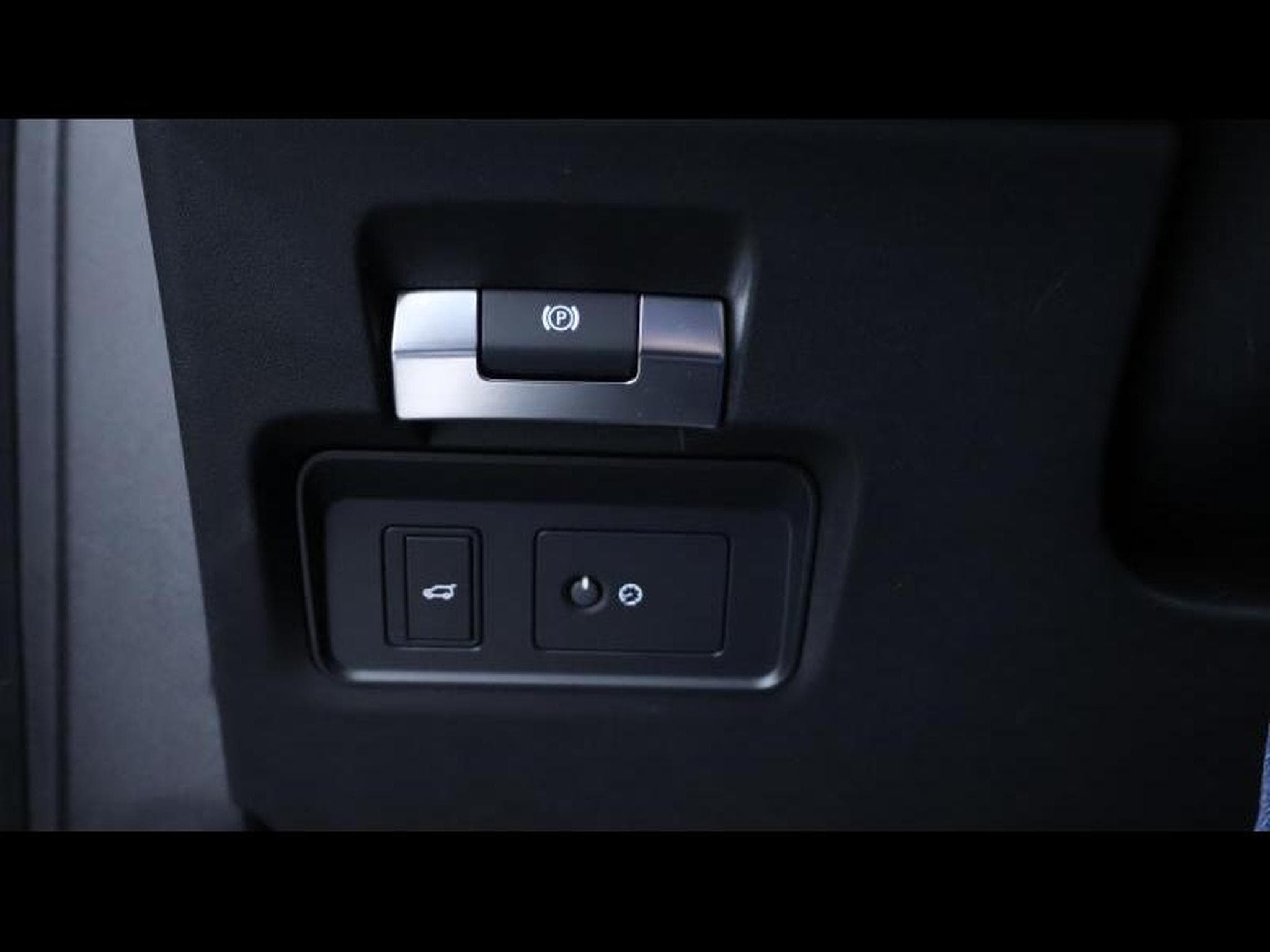 Land-Rover Discovery Sport D165 R-Dynamic S Auto (2023) - Photo 26