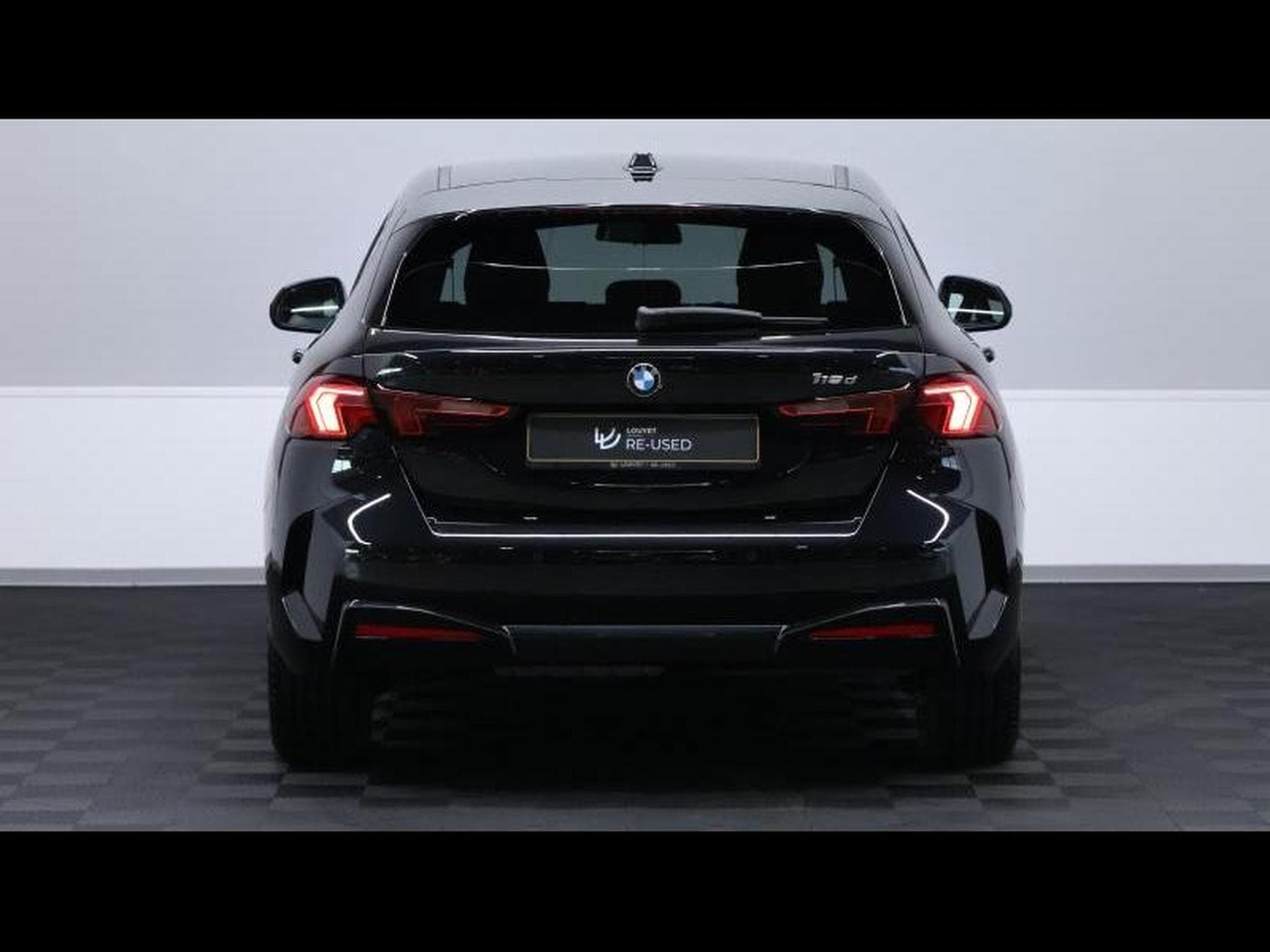 BMW 118 d Hatch F70 Steptronic (2025) - Photo 6