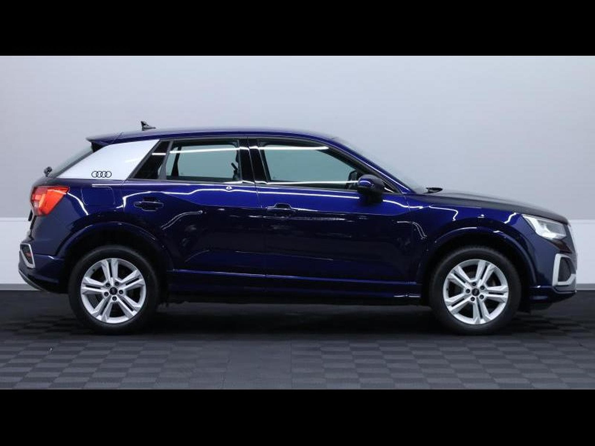 Audi Q2 35 TFSI 150 s-tronic (2022) - Photo 4