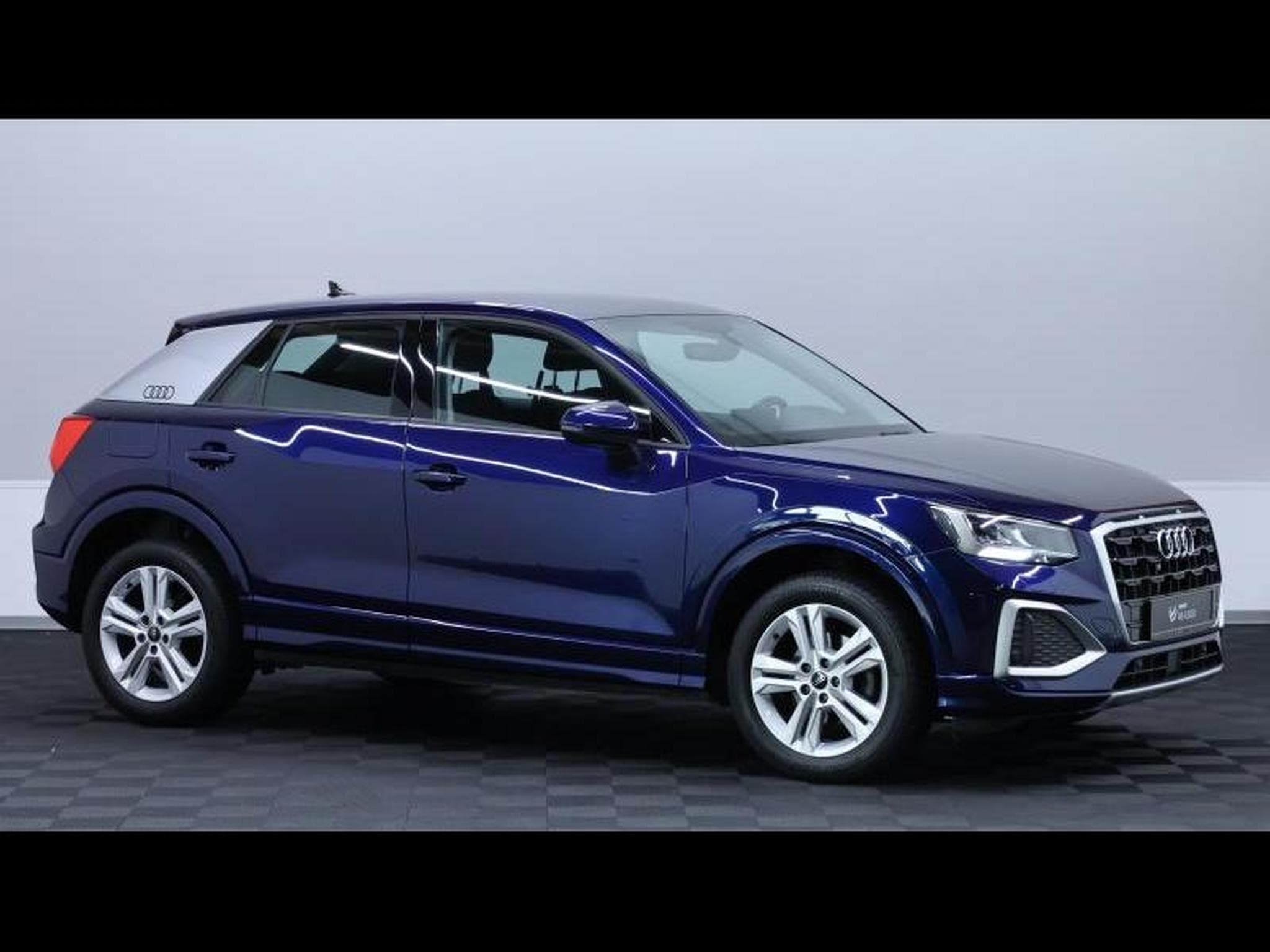 Audi Q2 35 TFSI 150 s-tronic (2022) - Photo 3