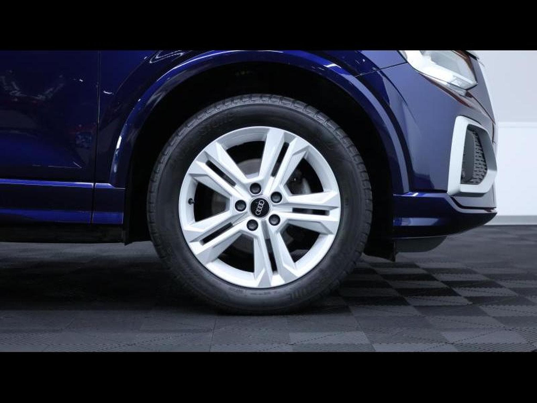 Audi Q2 35 TFSI 150 s-tronic (2022) - Photo 10