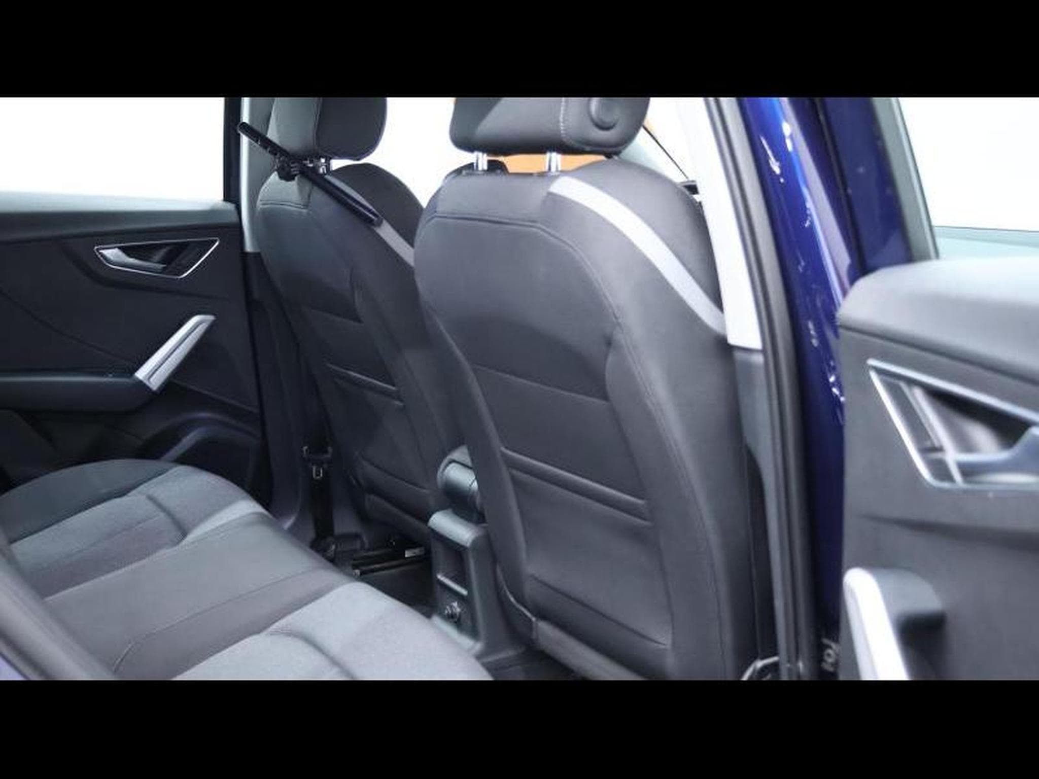 Audi Q2 35 TFSI 150 s-tronic (2022) - Photo 13