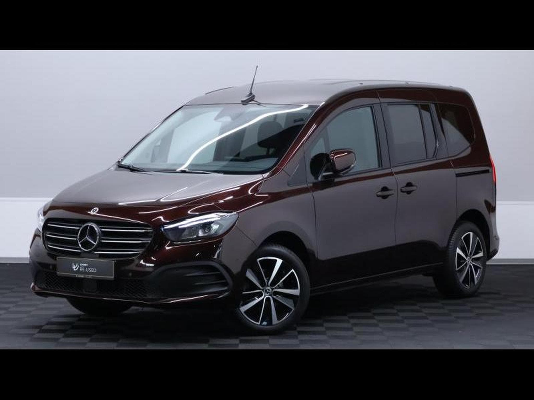 Mercedes T Style 7G-DCT (2023) - Photo 1