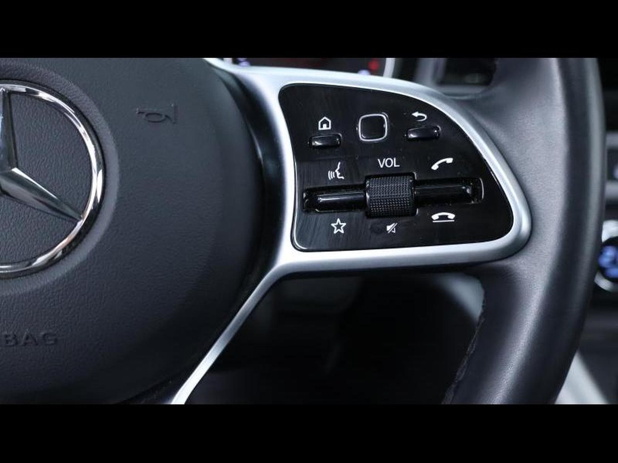 Mercedes T Style 7G-DCT (2023) - Photo 19