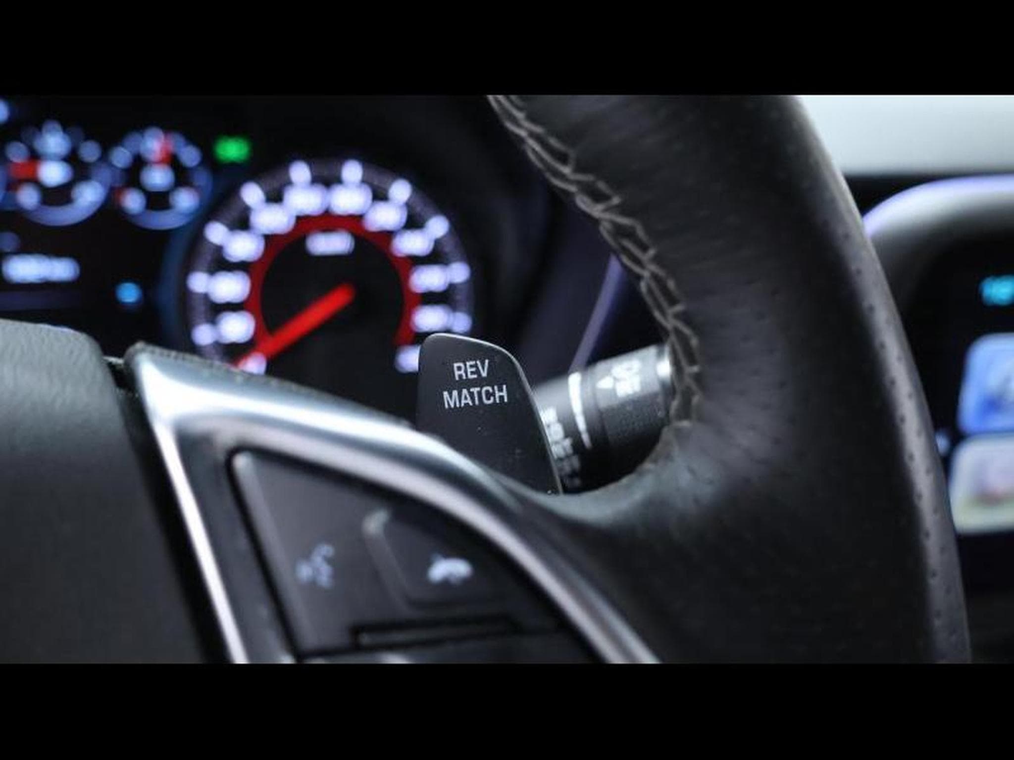 Chevrolet Camaro coupe 6.2 V8 453ch 50th anniversary boite manuelle (2016) - Photo 24