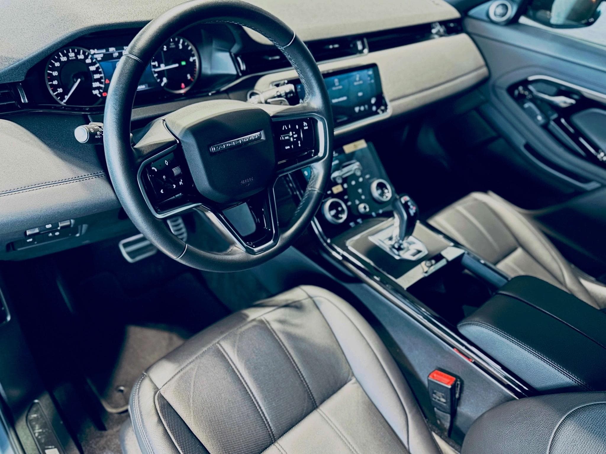 Land-Rover Range Rover Evoque RANGE ROVER EVOQUE D200 AWD R-DYNAMIC SE BVA (2023) - Foto 8