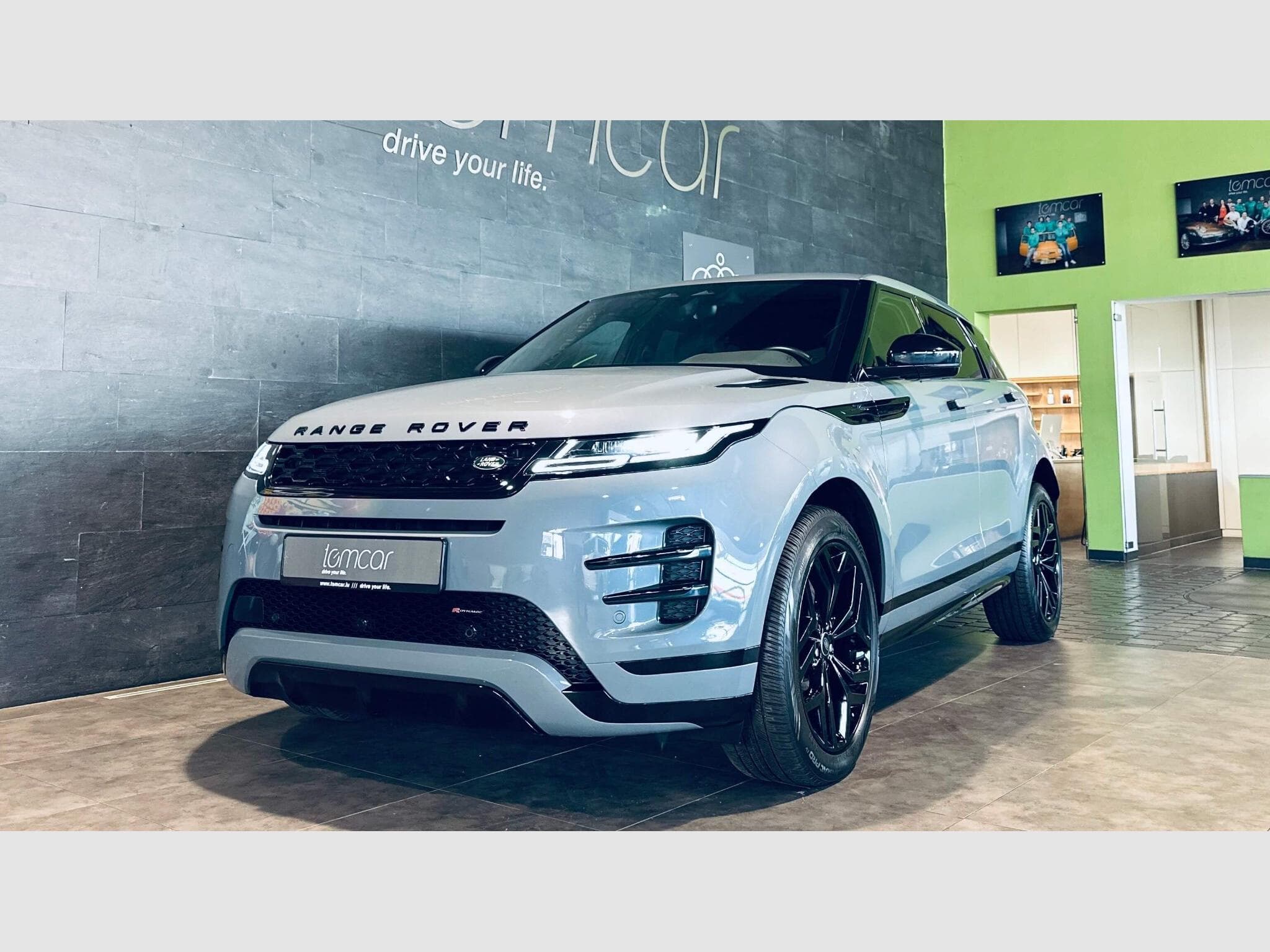 Land-Rover Range Rover Evoque RANGE ROVER EVOQUE D200 AWD R-DYNAMIC SE BVA (2023) - Foto 2