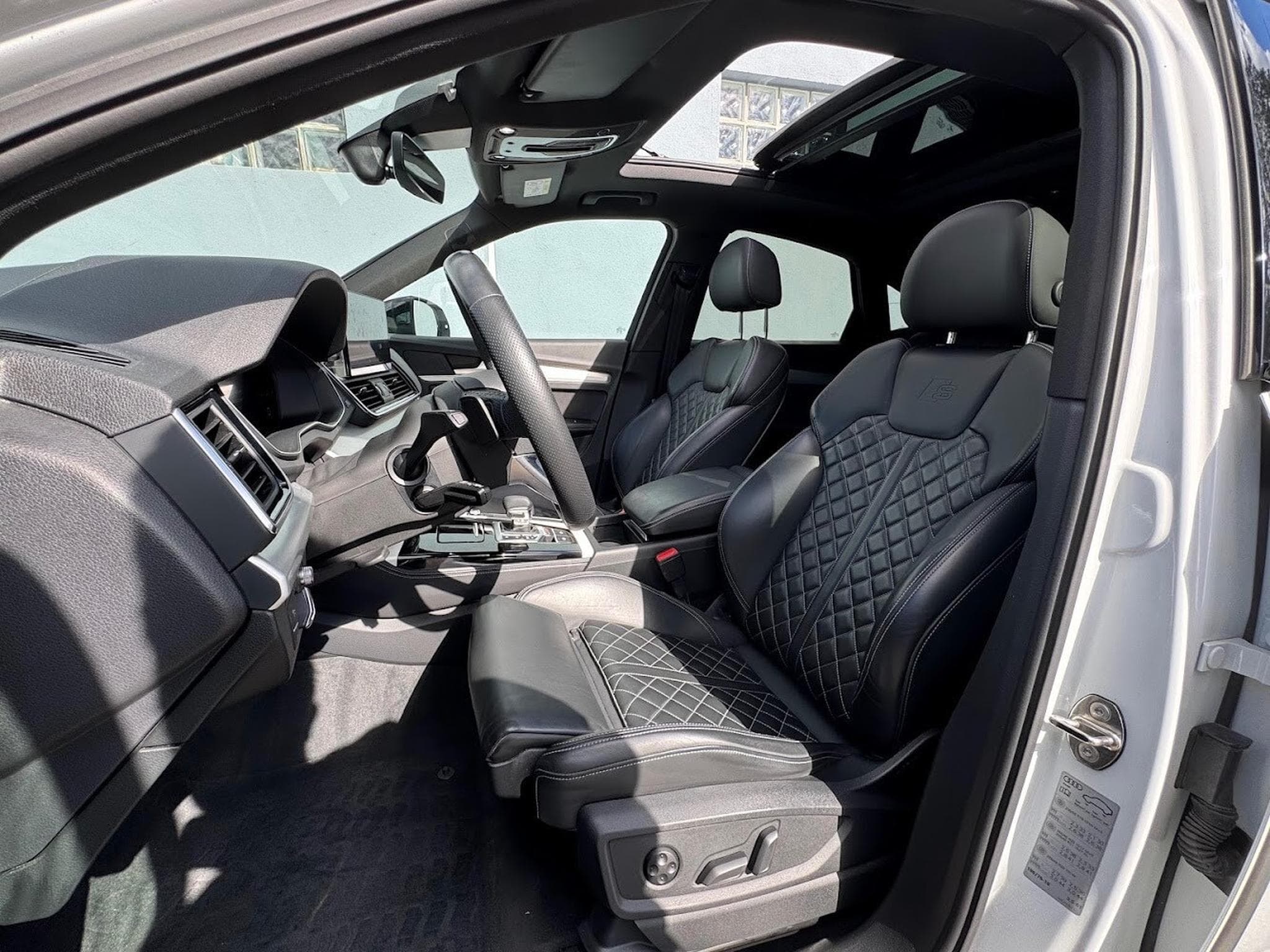 Audi SQ5 SPORTBACK 342 CV 1 ERE MAIN CARNET (2022) - Foto 3