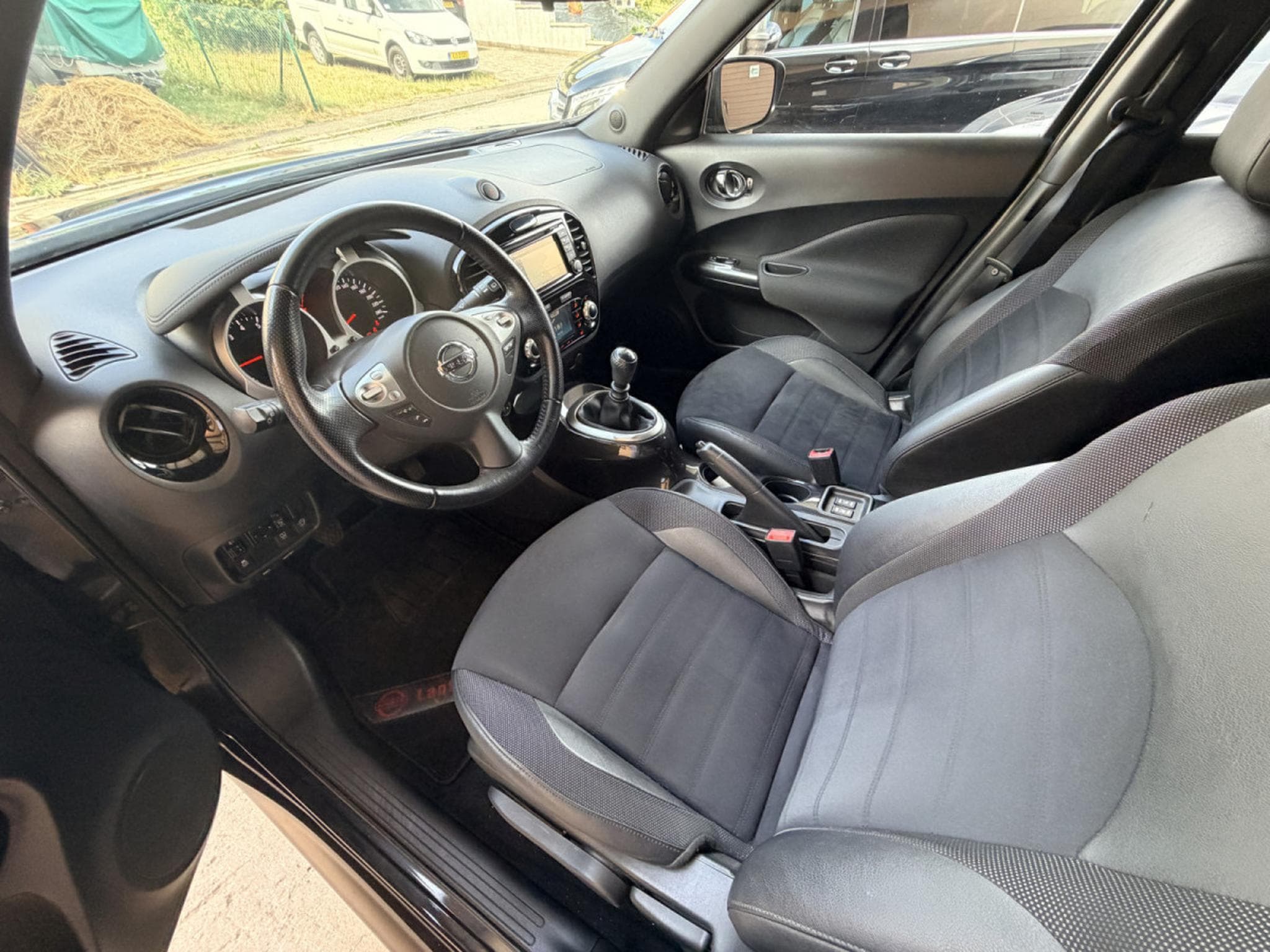 Nissan Juke 1.2 Active 116CV camera navi (2018) - Foto 10