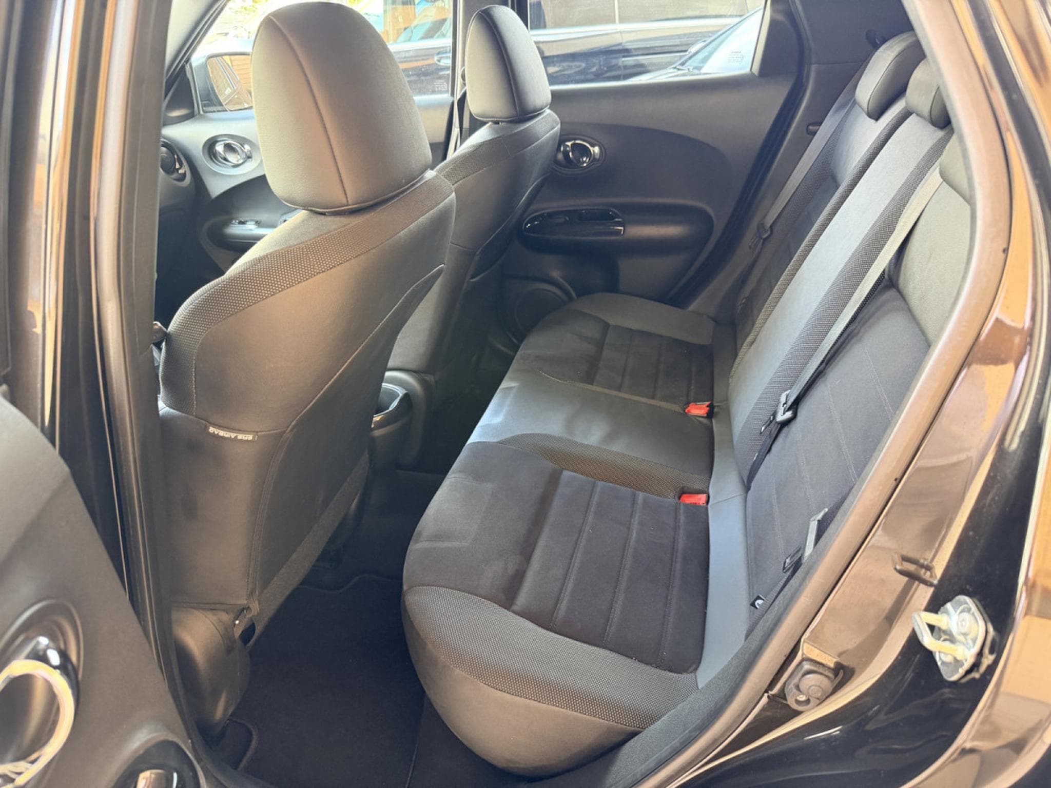 Nissan Juke 1.2 Active 116CV camera navi (2018) - Foto 12
