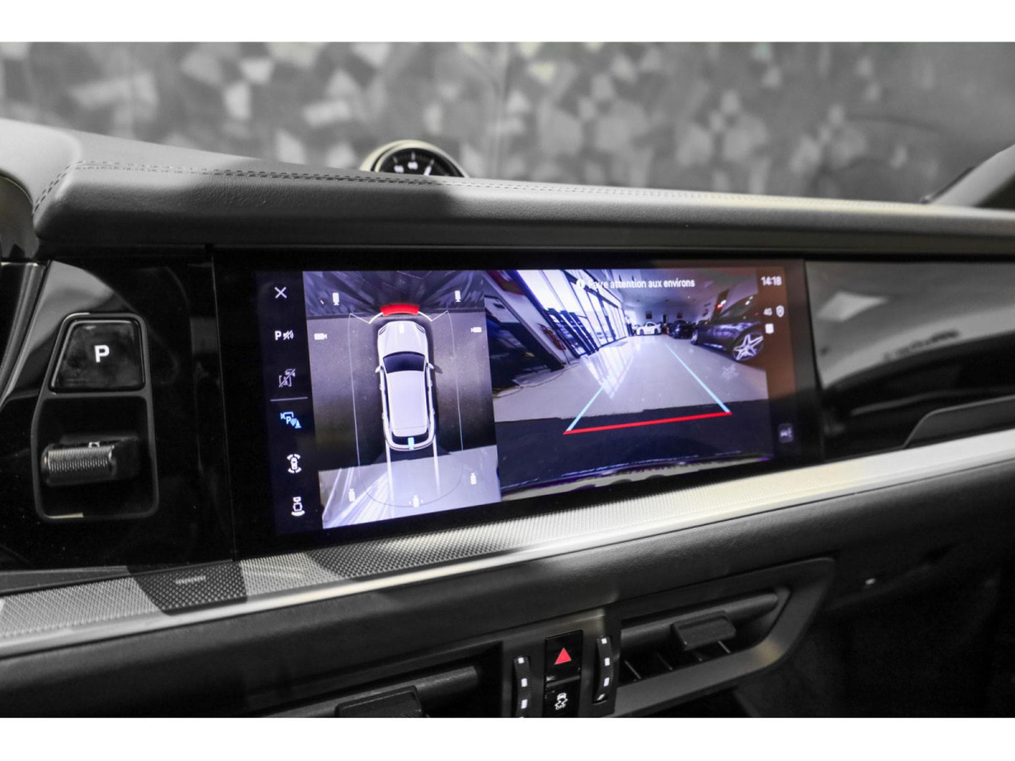 Porsche Cayenne S E-HYBRID (2024) - Photo 19