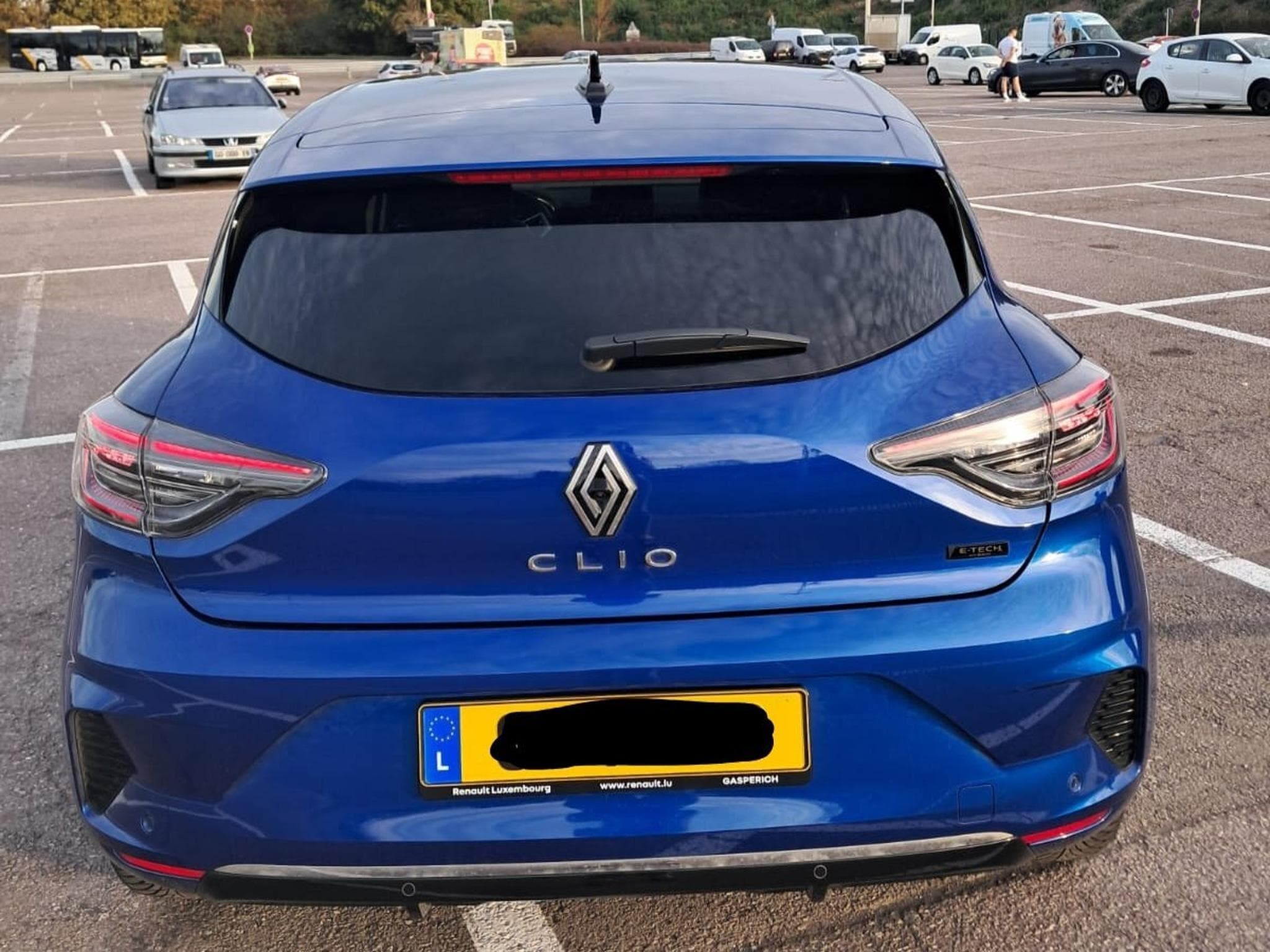 Renault Clio E-Tech Full Hybrid 145-negotiable price (2024) - Foto 2