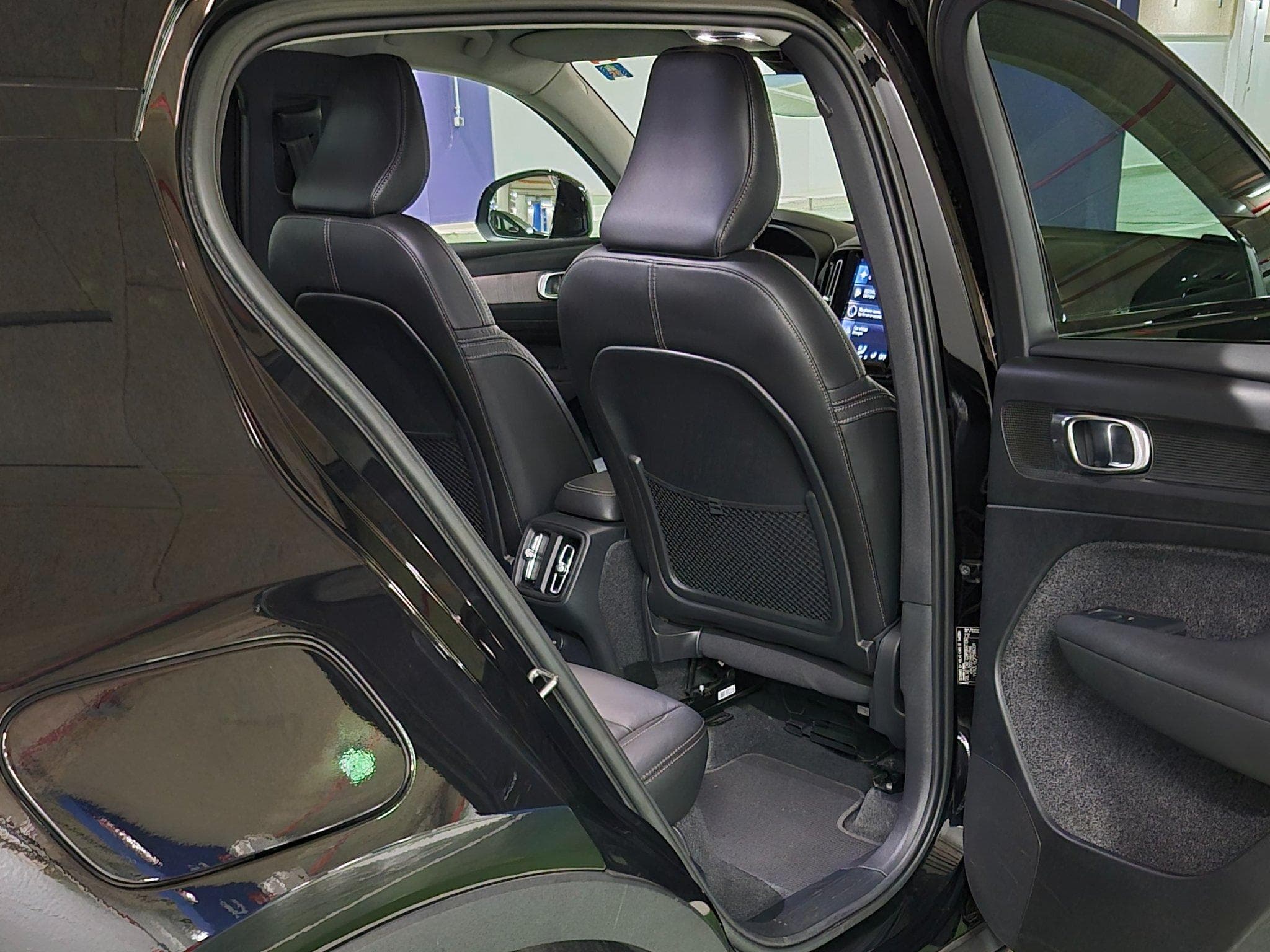 Volvo XC40 T2 Plus Dark (2022) - Photo 7