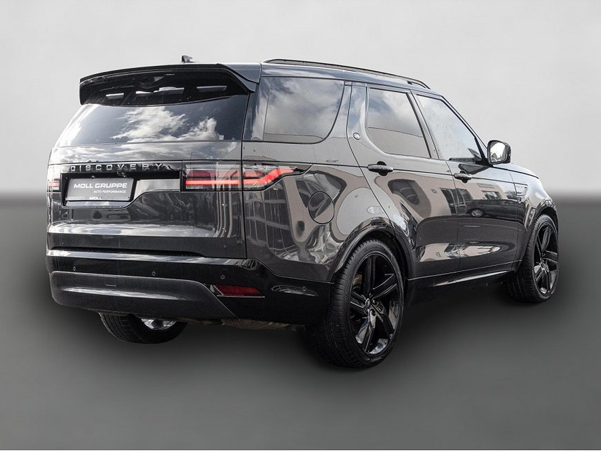 Land-Rover Discovery (2024) - Photo 3