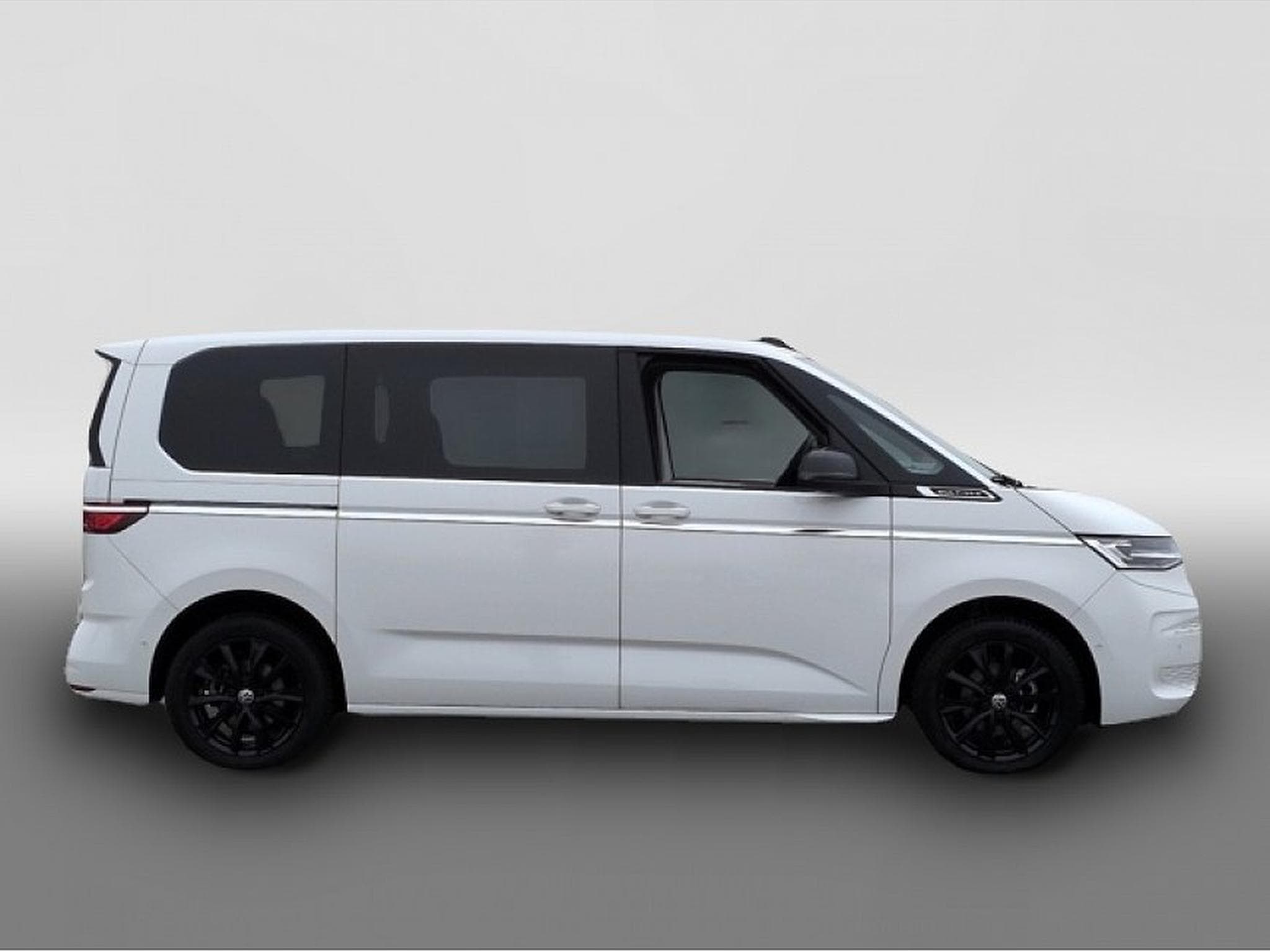 VW Multivan (2025) - Photo 2