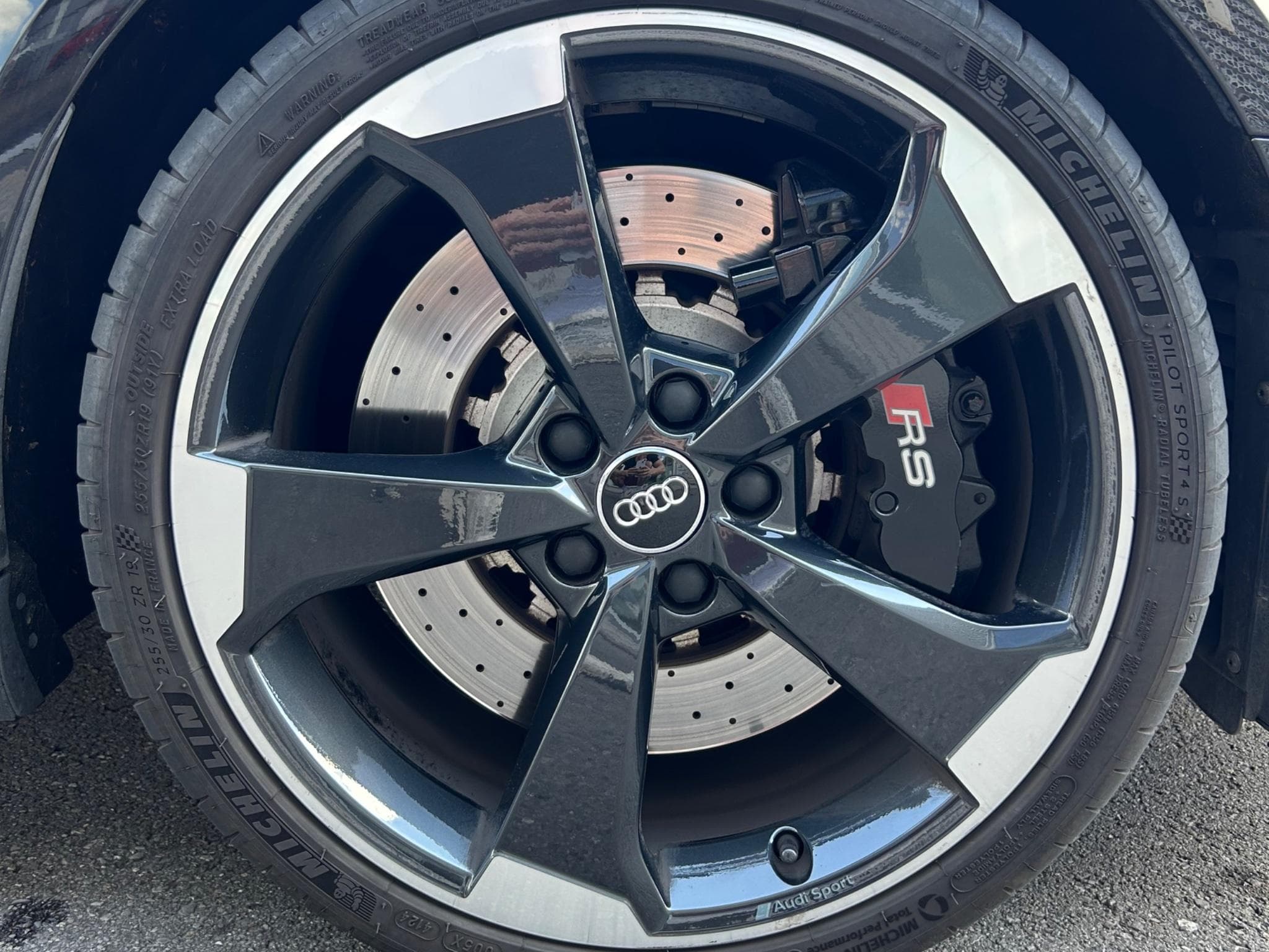Audi RS3 (2019) - Photo 12
