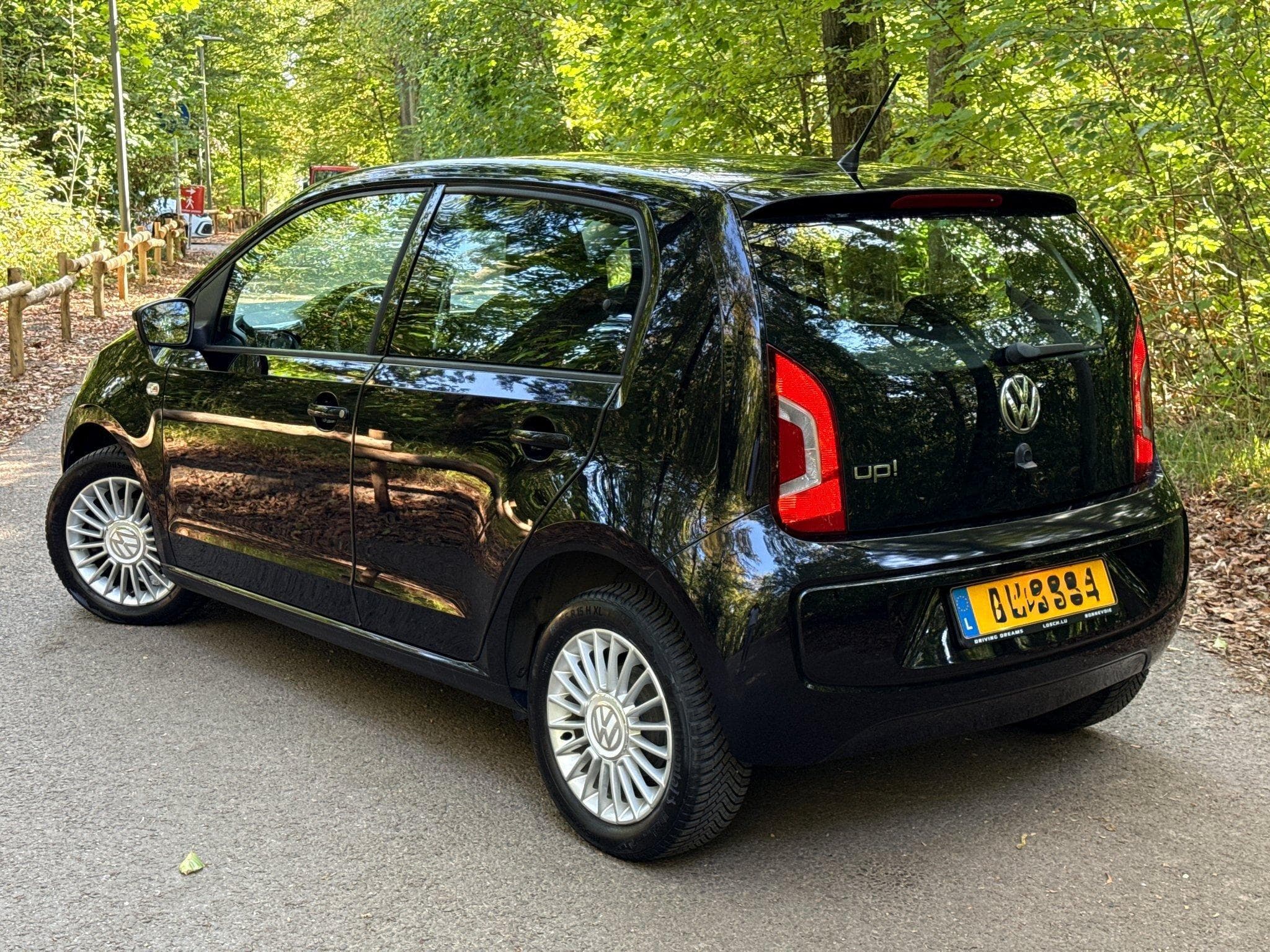 VW UP (2014) - Foto 2