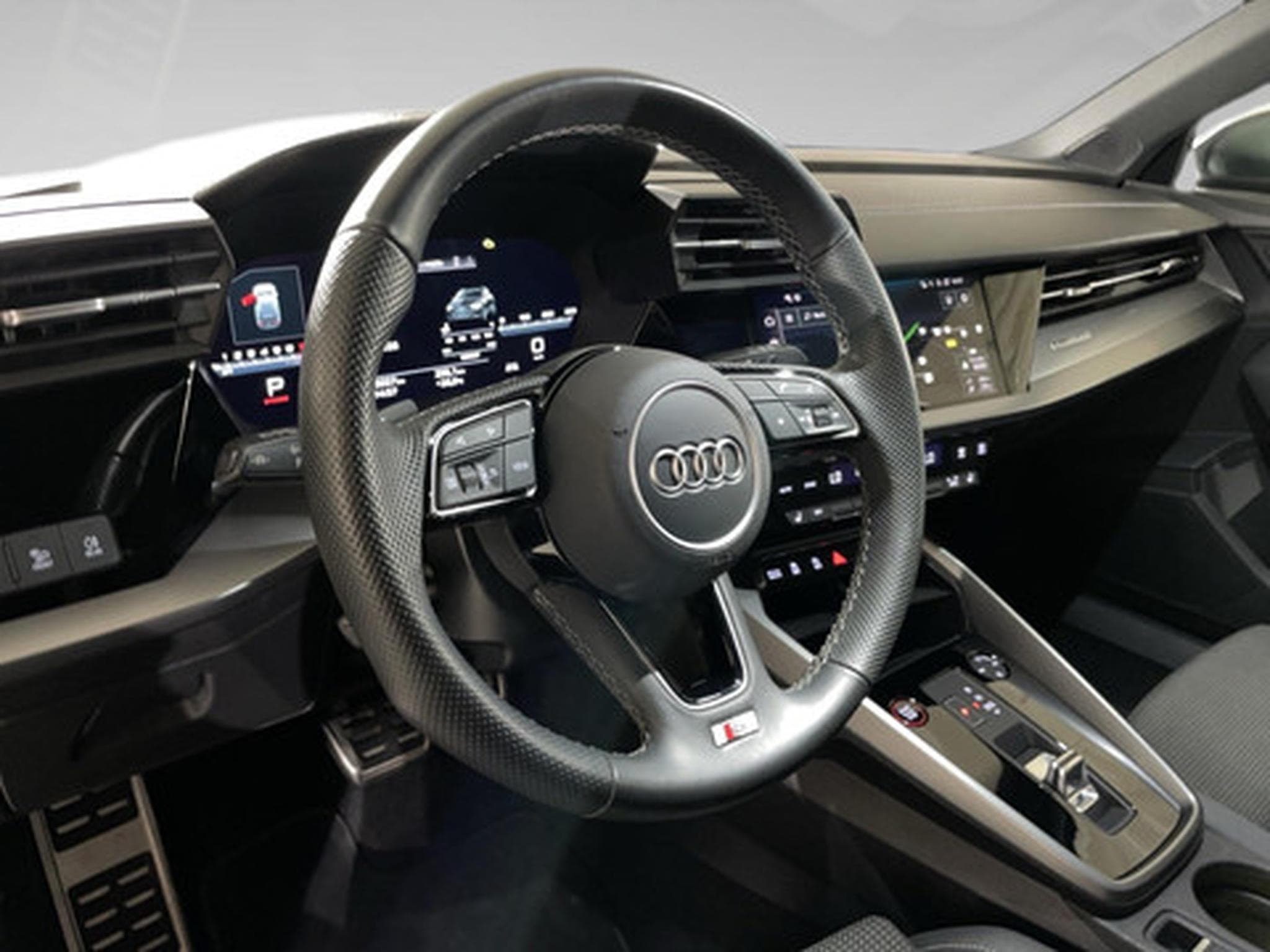 Audi S3 2.0 TFSI S3 S tronic quattro Sportback (2024) - Photo 8