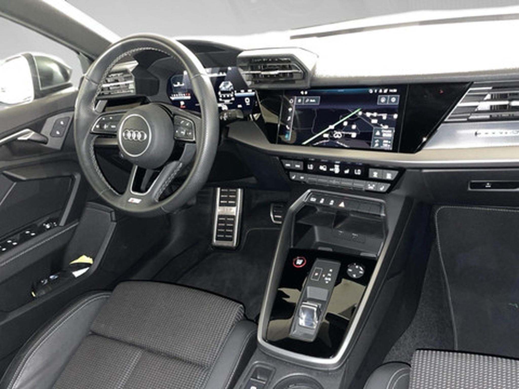 Audi S3 2.0 TFSI S3 S tronic quattro Sportback (2024) - Photo 7