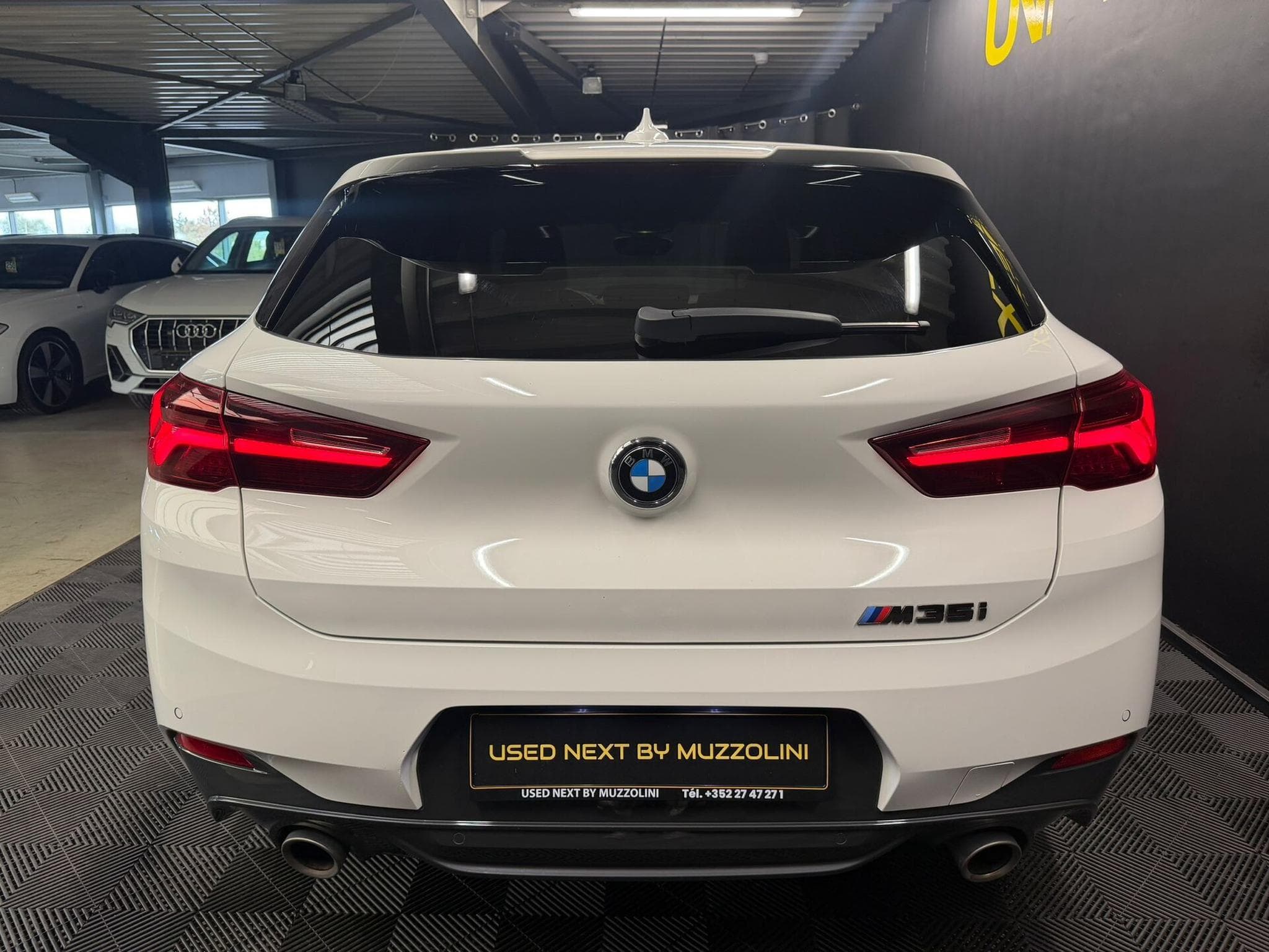 BMW X2 M35i FEUX LED / NAVI / HAYON ELEC (2021) - Photo 4